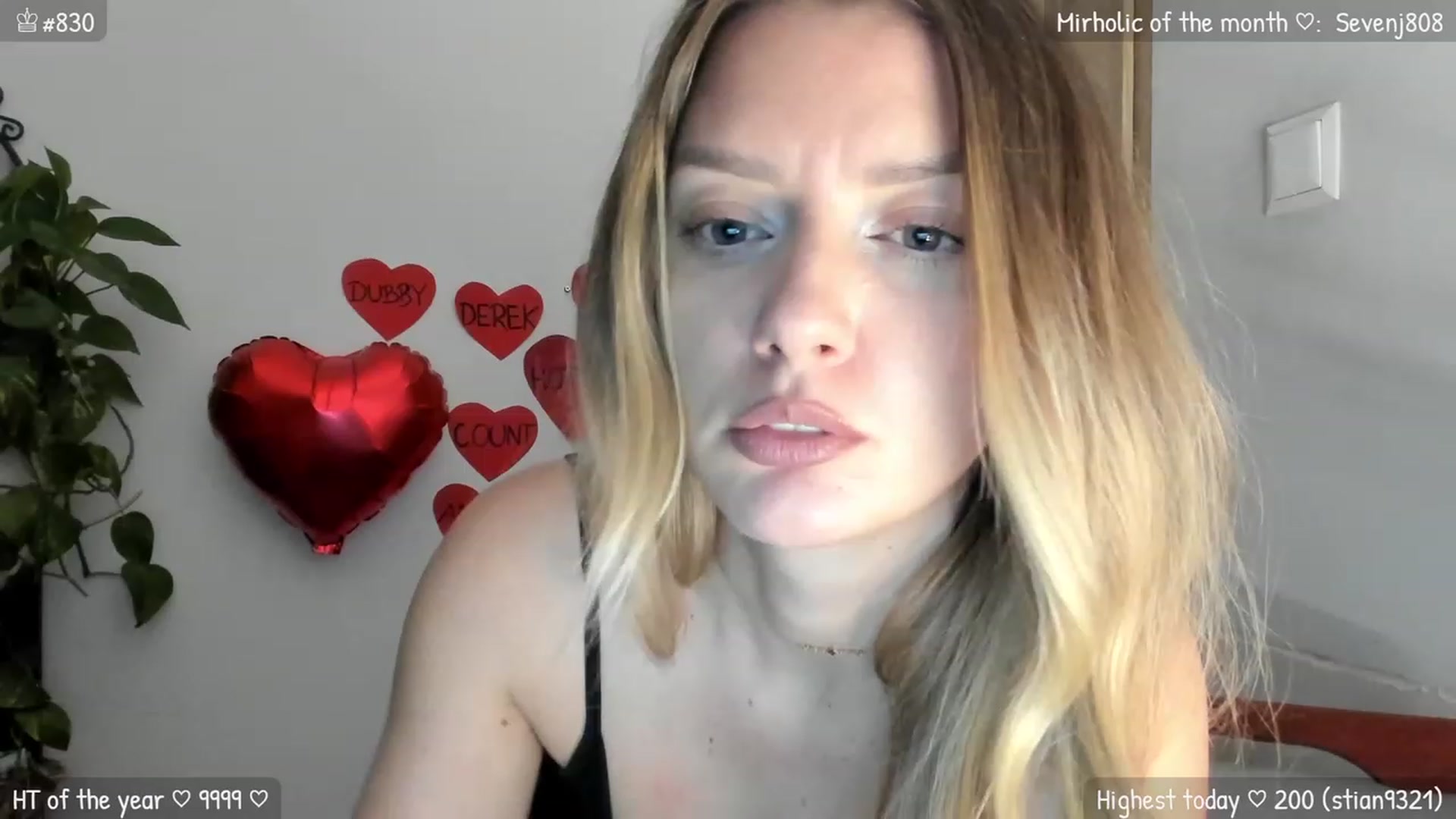 Gallery image thumbnail from MirBee's myfreecams stream on, 02/10/2024, 24:02 image 3 of 20