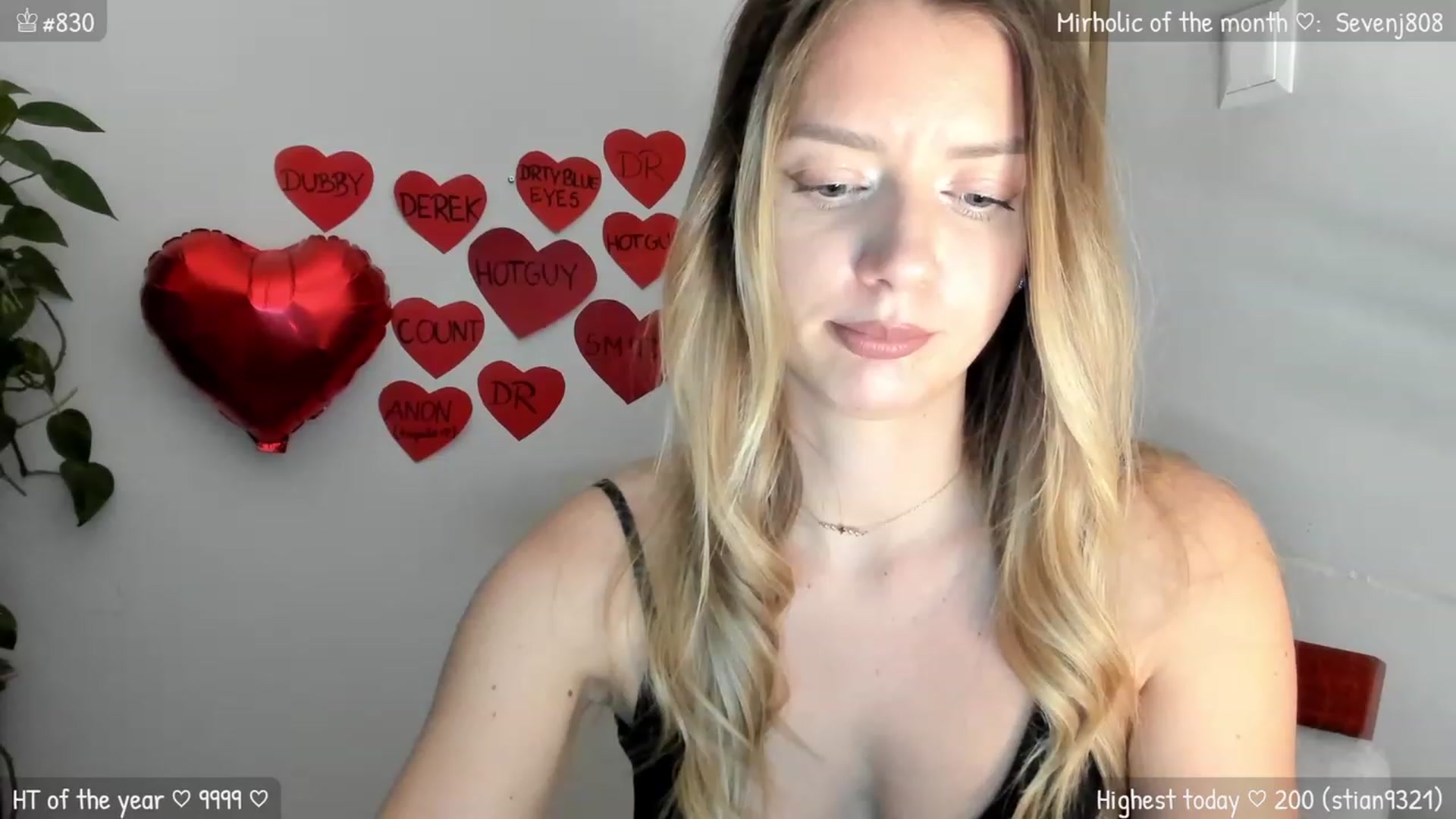 Gallery image thumbnail from MirBee's myfreecams stream on, 02/10/2024, 24:02 image 7 of 20