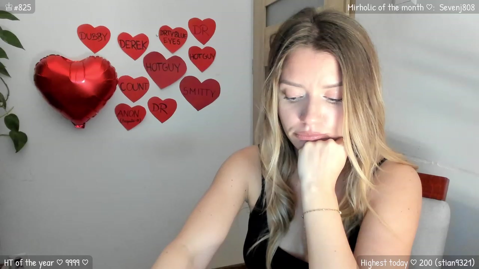 Gallery image thumbnail from MirBee's myfreecams stream on, 02/10/2024, 01:09 image 11 of 20