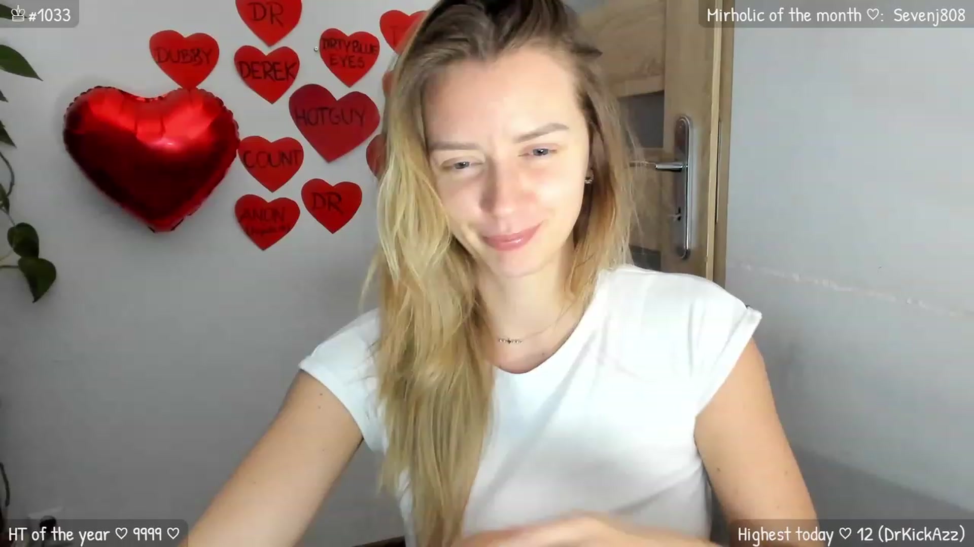 Gallery image thumbnail from MirBee's myfreecams stream on, 02/14/2024, 24:01 image 7 of 20