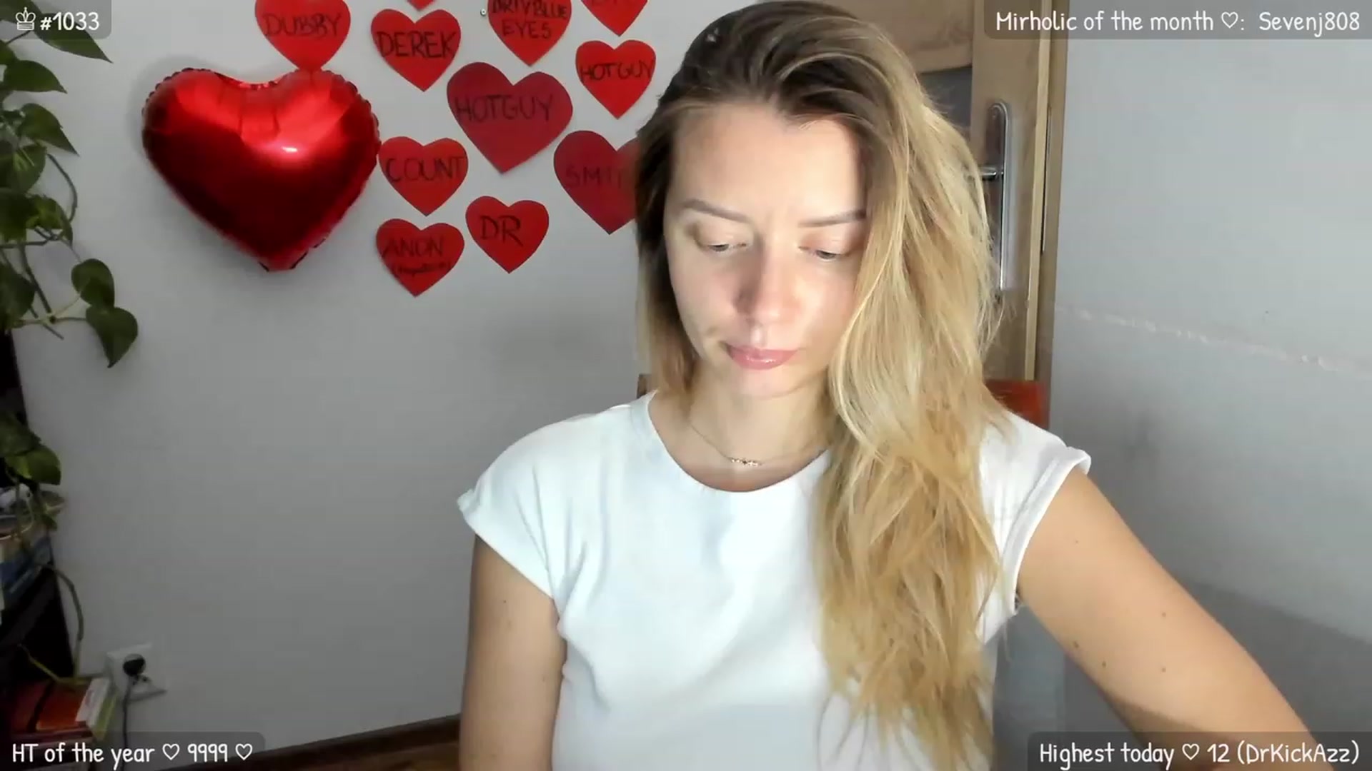 Gallery image thumbnail from MirBee's myfreecams stream on, 02/14/2024, 24:01 image 2 of 20