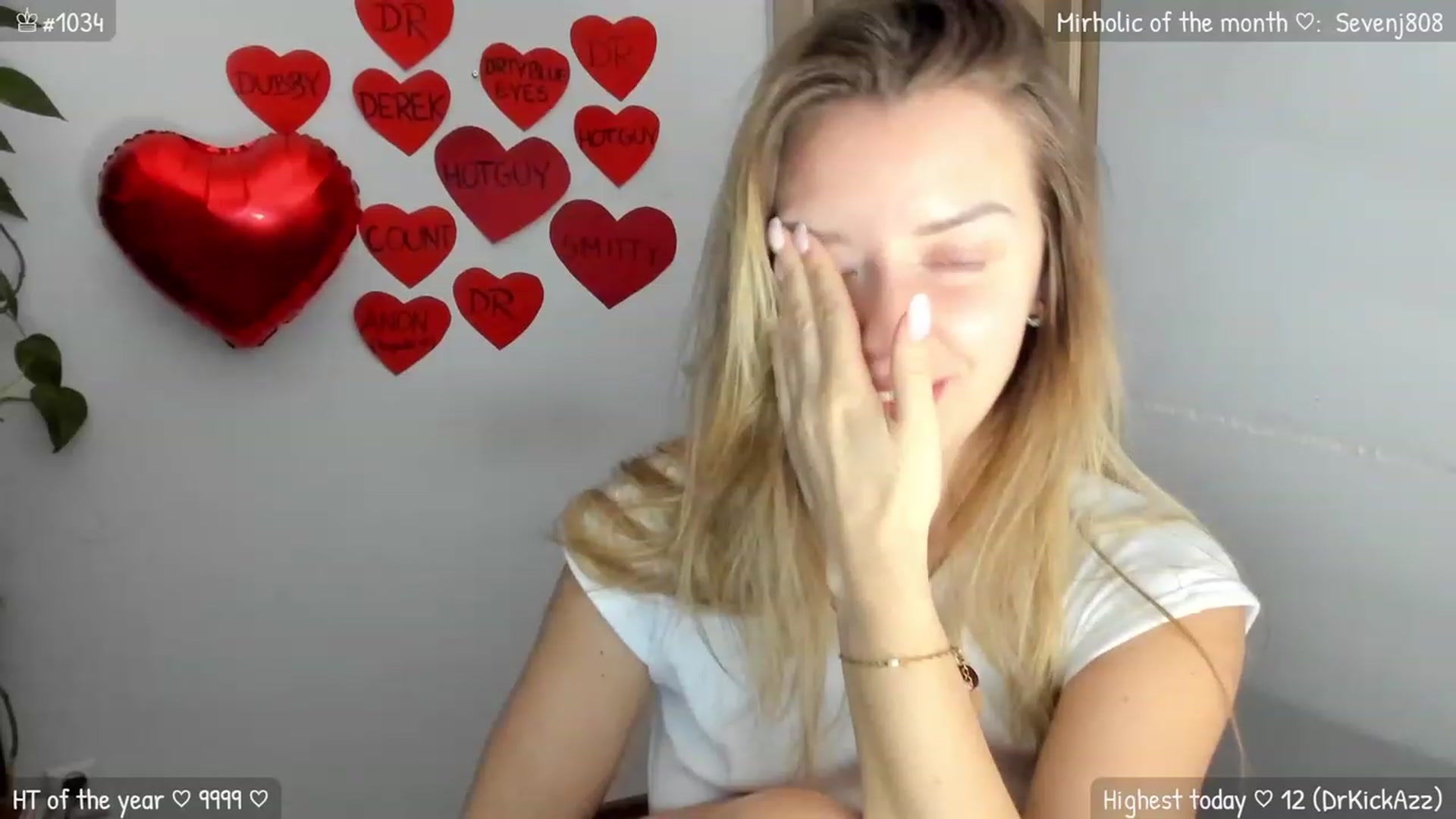 Gallery image thumbnail from MirBee's myfreecams stream on, 02/14/2024, 24:01 image 12 of 20