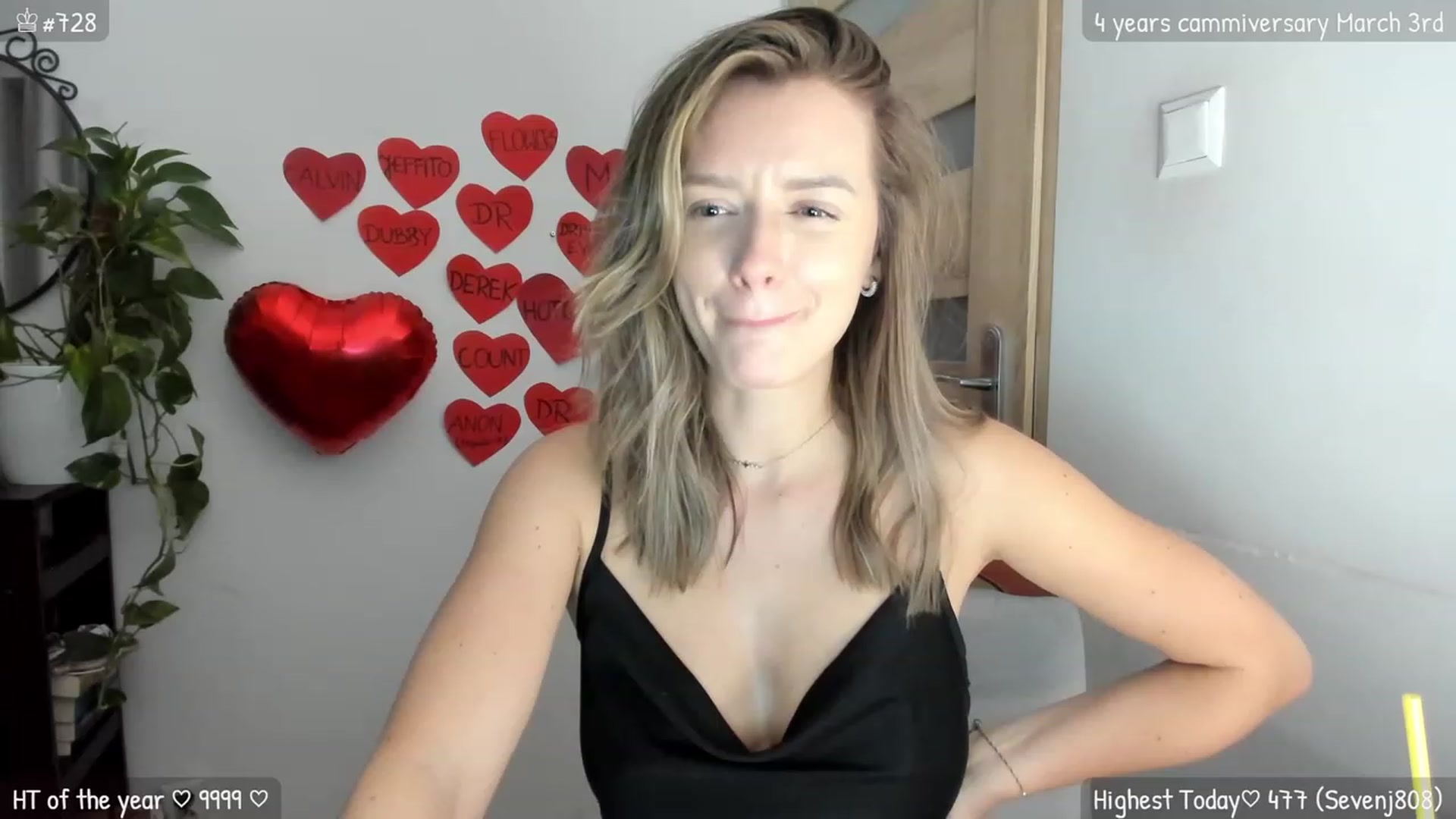 Gallery image thumbnail from MirBee's myfreecams stream on, 03/01/2024, 02:11 image 8 of 20