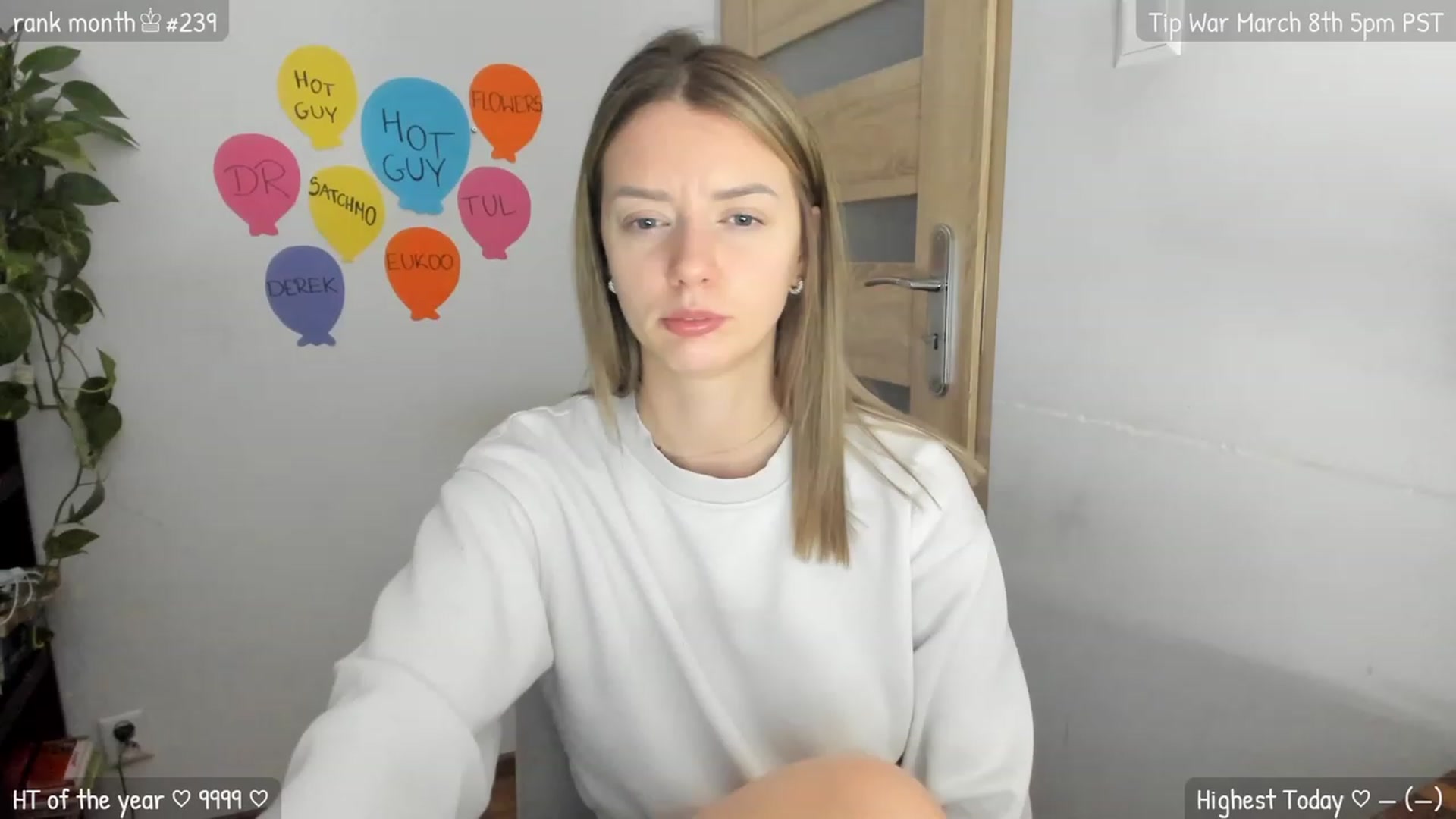 Gallery image thumbnail from MirBee's myfreecams stream on, 03/06/2024, 23:25 image 4 of 20