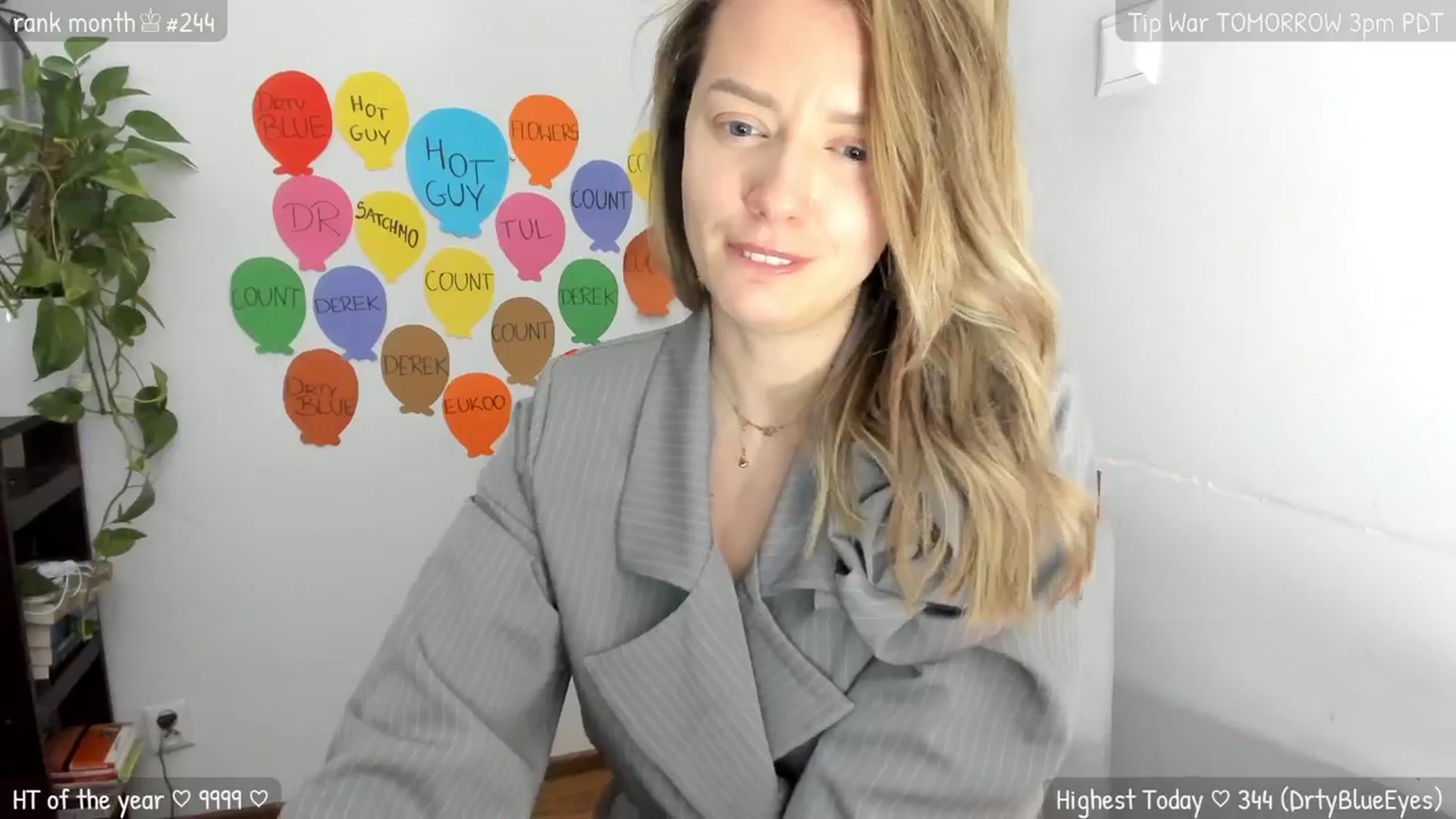 Gallery image thumbnail from MirBee's myfreecams stream on, 03/16/2024, 24:00 image 5 of 20