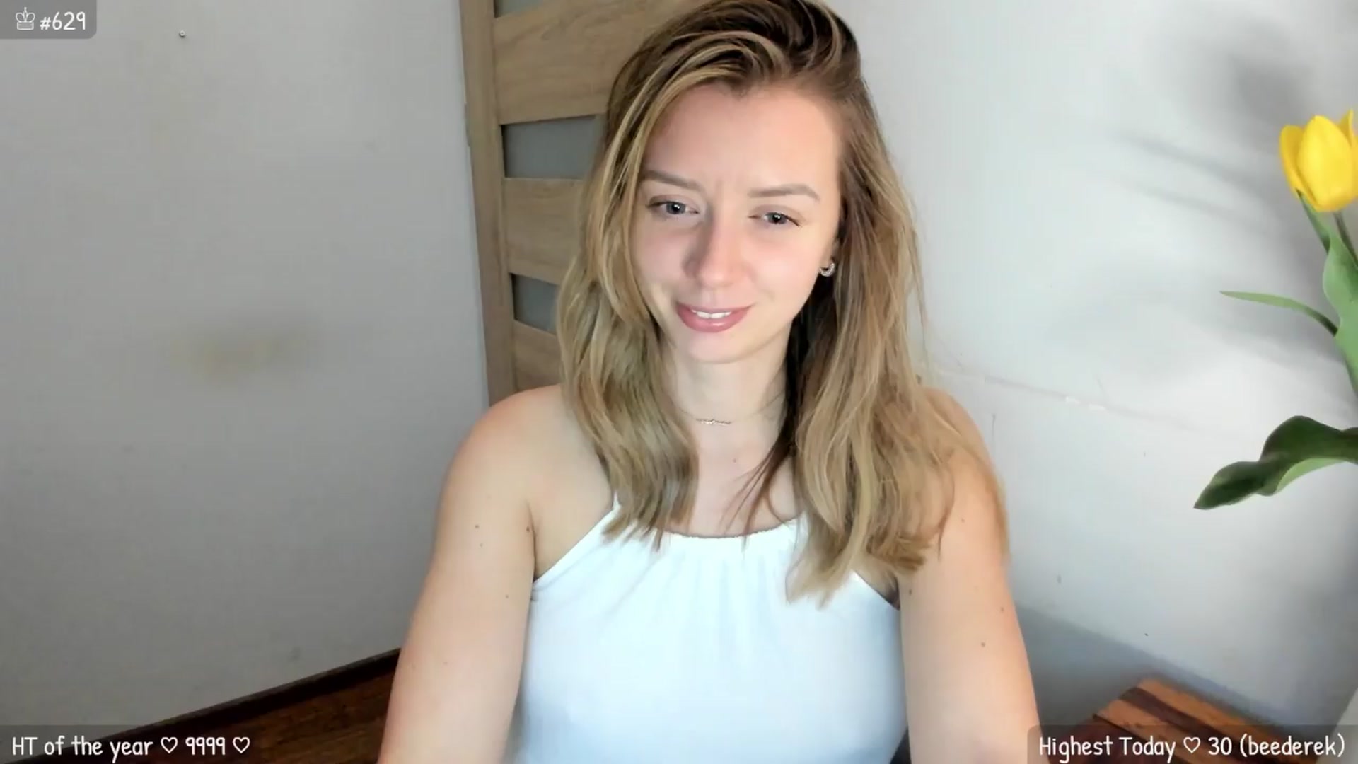 Gallery image thumbnail from MirBee's myfreecams stream on, 04/14/2024, 24:55 image 2 of 20