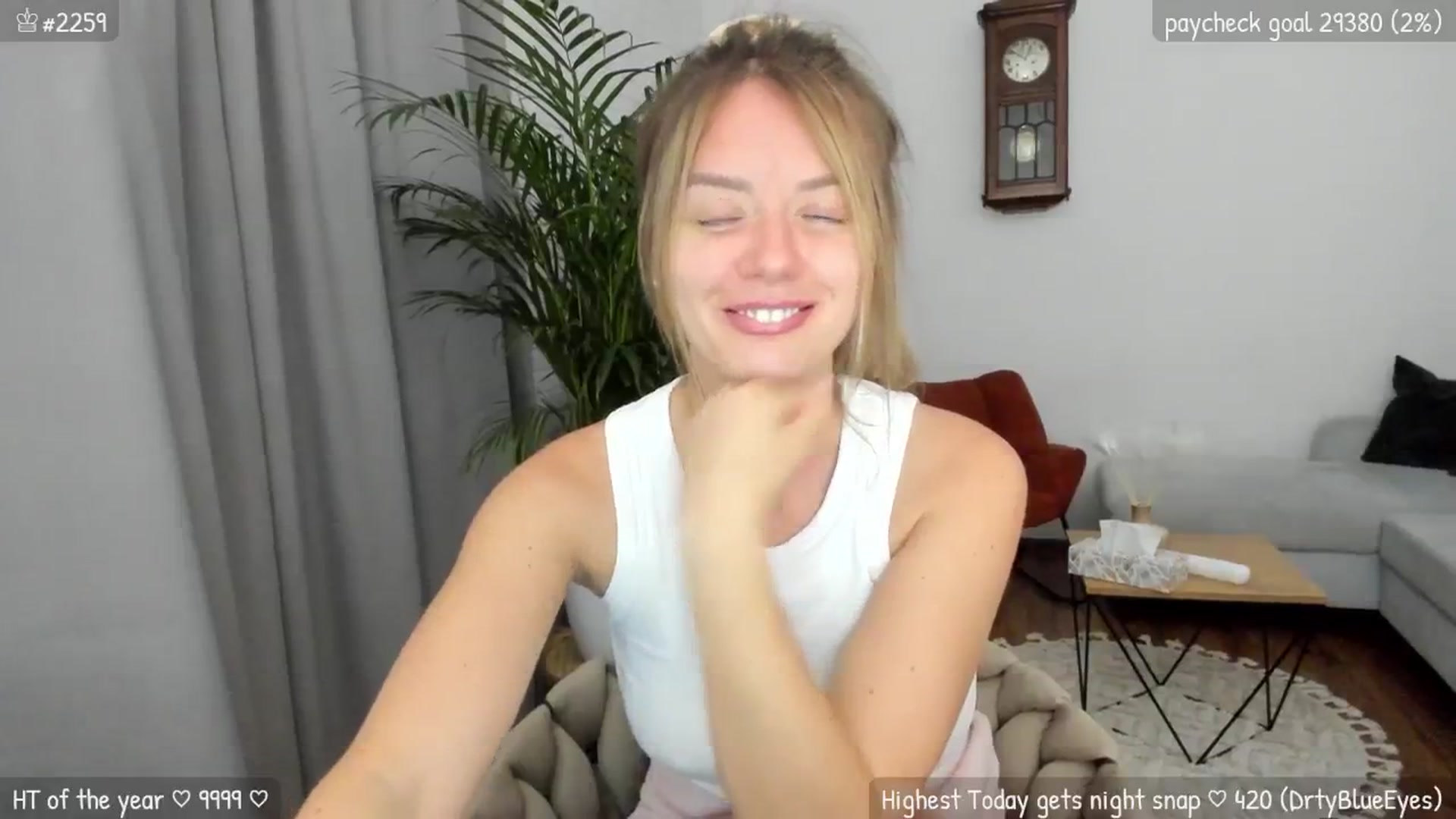 Gallery image thumbnail from MirBee's myfreecams stream on, 05/22/2024, 01:47 image 8 of 20