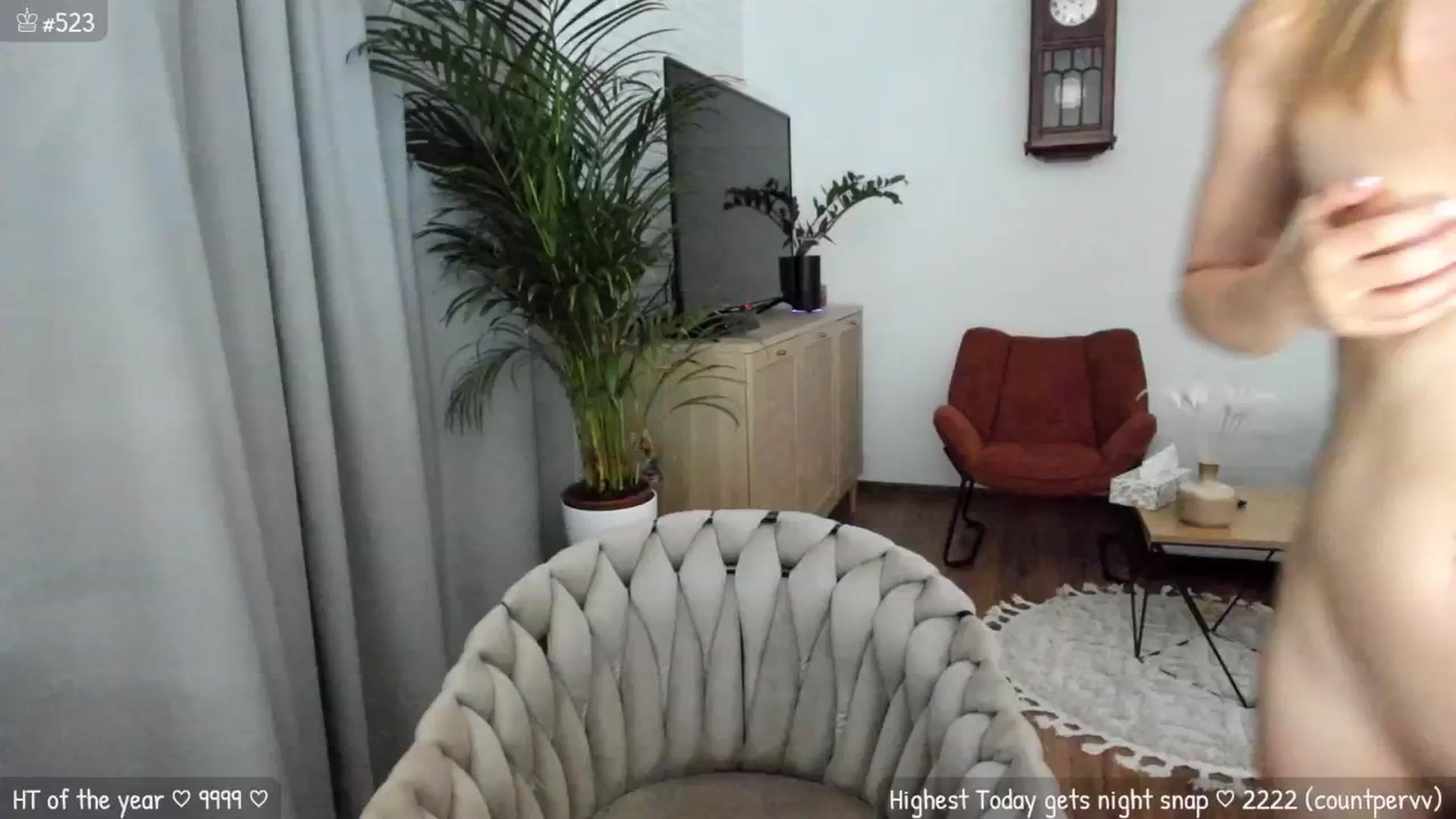 Gallery image thumbnail from MirBee's myfreecams stream on, 06/01/2024, 02:26 image 17 of 20