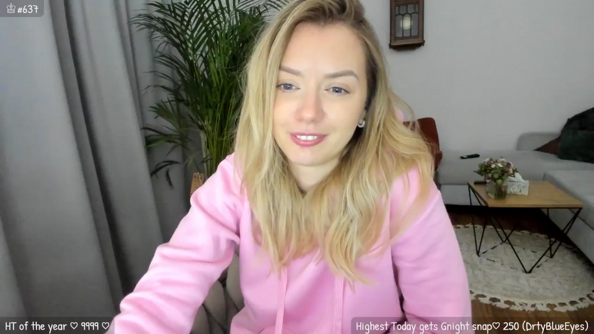 Gallery image thumbnail from MirBee's myfreecams stream on, 06/15/2024, 01:22 image 3 of 20