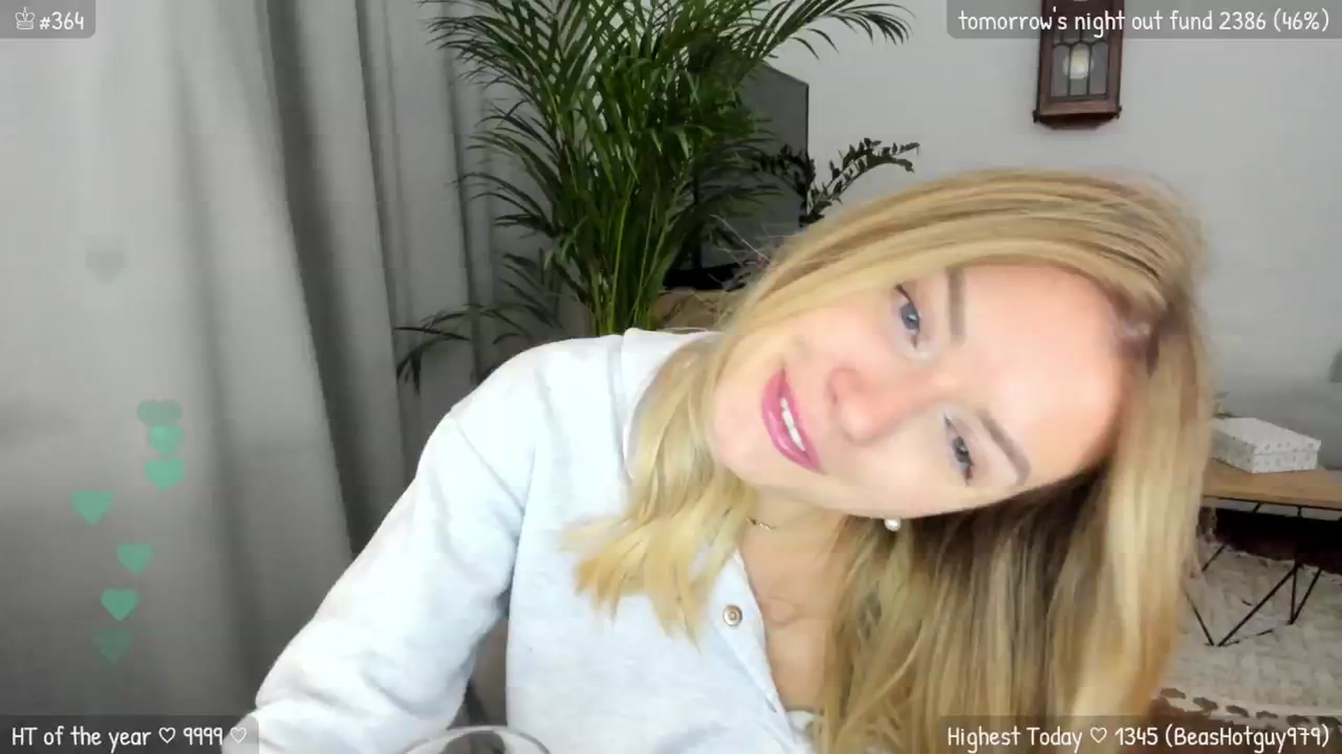 Gallery image thumbnail from MirBee's myfreecams stream on, 06/21/2024, 01:26 image 7 of 20