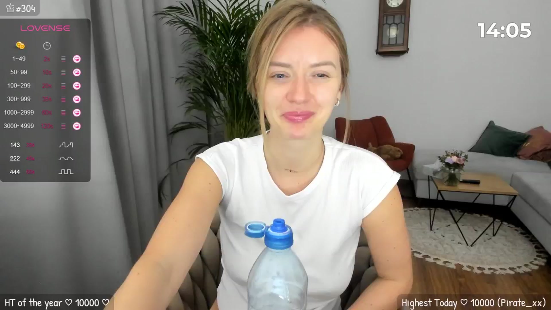 Gallery image thumbnail from MirBee's myfreecams stream on, 06/27/2024, 01:10 image 16 of 20