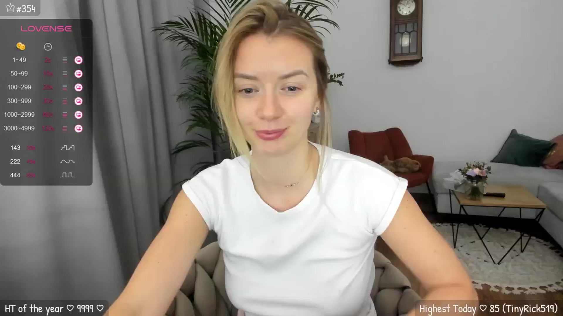 Gallery image thumbnail from MirBee's myfreecams stream on, 06/27/2024, 01:05 image 1 of 20