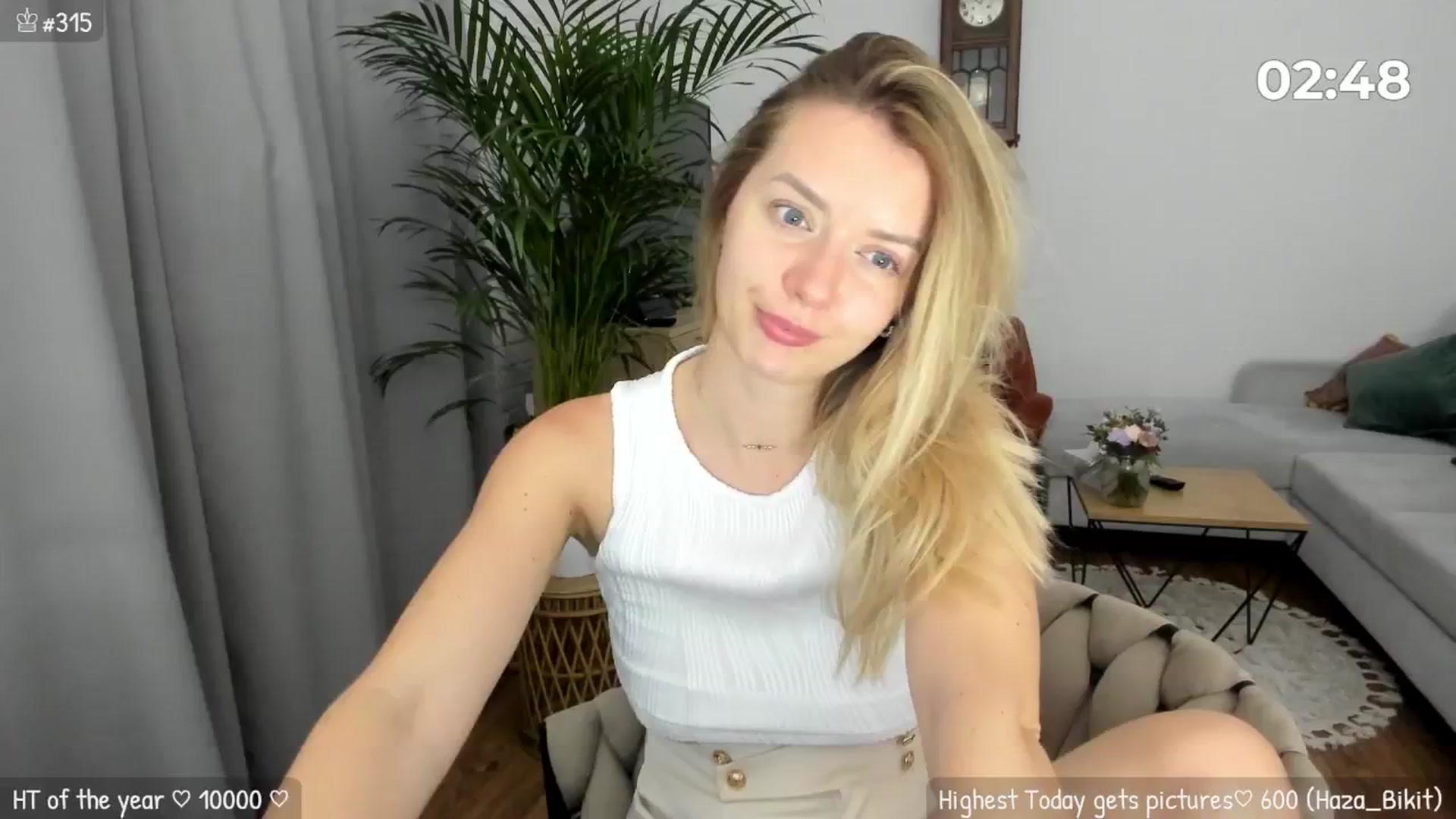 Gallery image thumbnail from MirBee's myfreecams stream on, 06/28/2024, 24:57 image 19 of 20