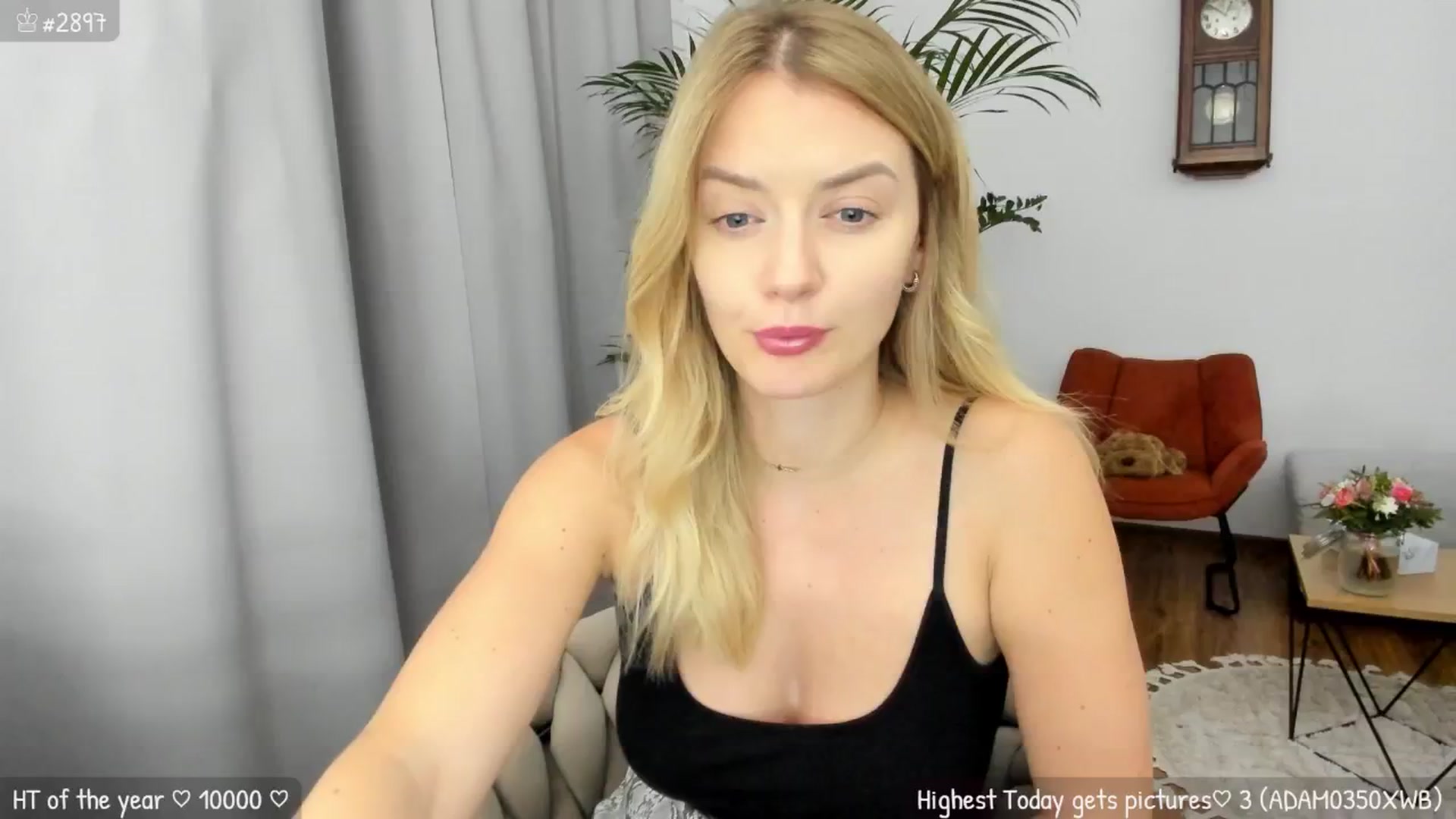 Gallery image thumbnail from MirBee's myfreecams stream on, 07/01/2024, 22:50 image 3 of 20