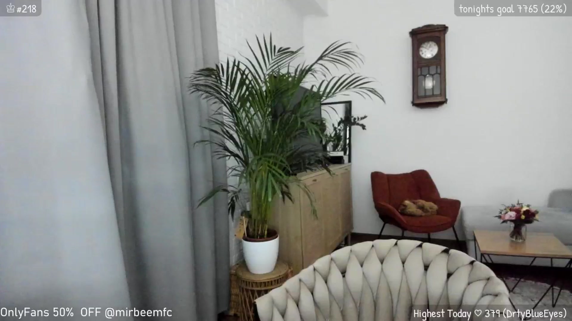 Gallery image thumbnail from MirBee's myfreecams stream on, 07/09/2024, 01:44 image 15 of 20