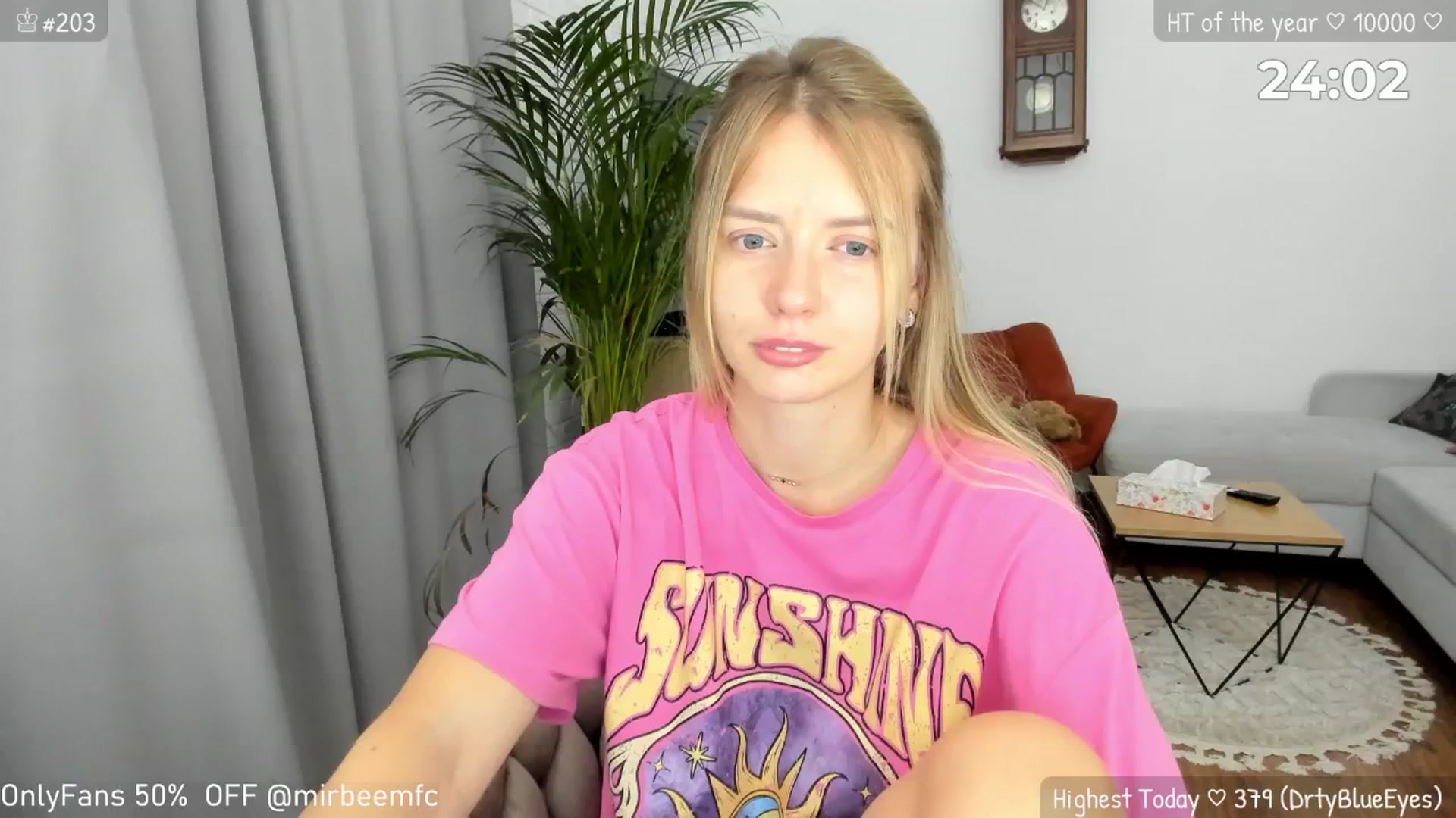 Gallery image thumbnail from MirBee's myfreecams stream on, 07/16/2024, 01:01 image 18 of 20
