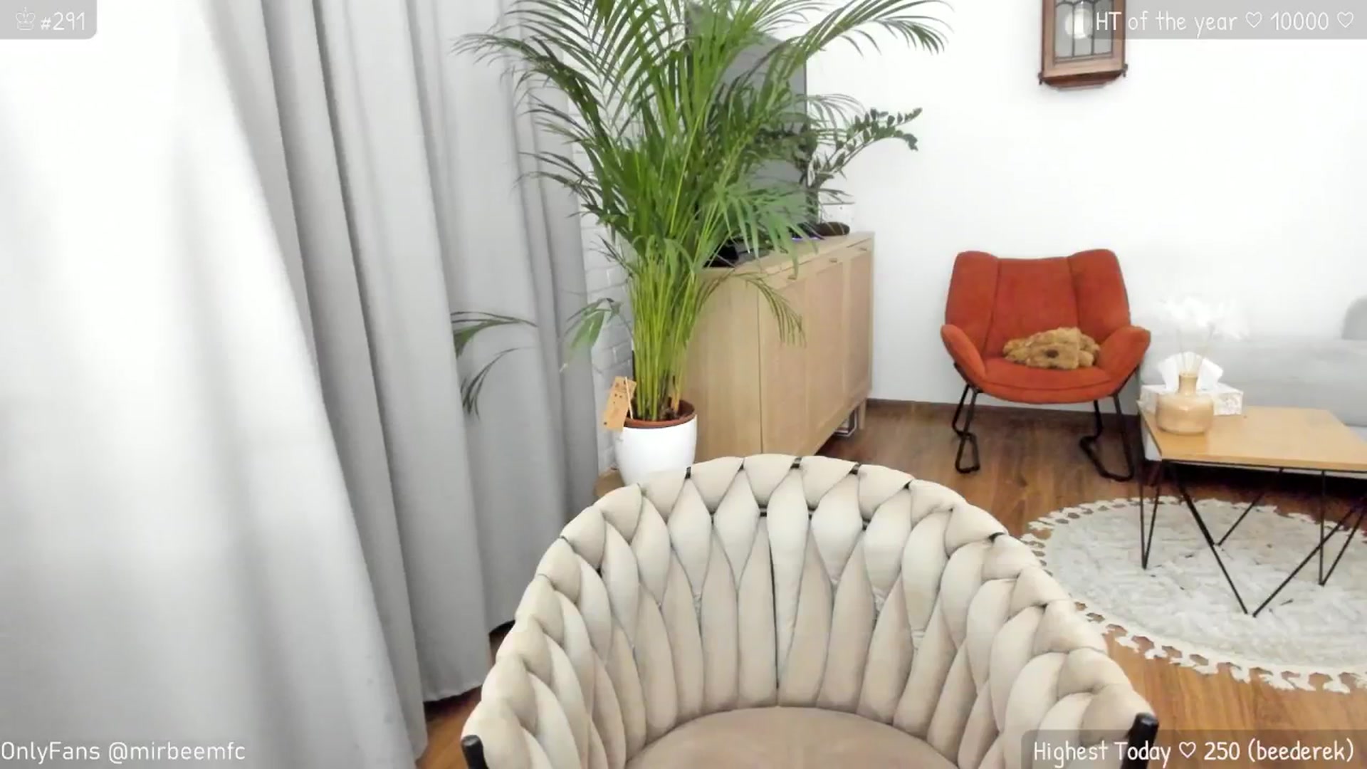 Gallery image thumbnail from MirBee's myfreecams stream on, 07/23/2024, 24:02 image 12 of 20