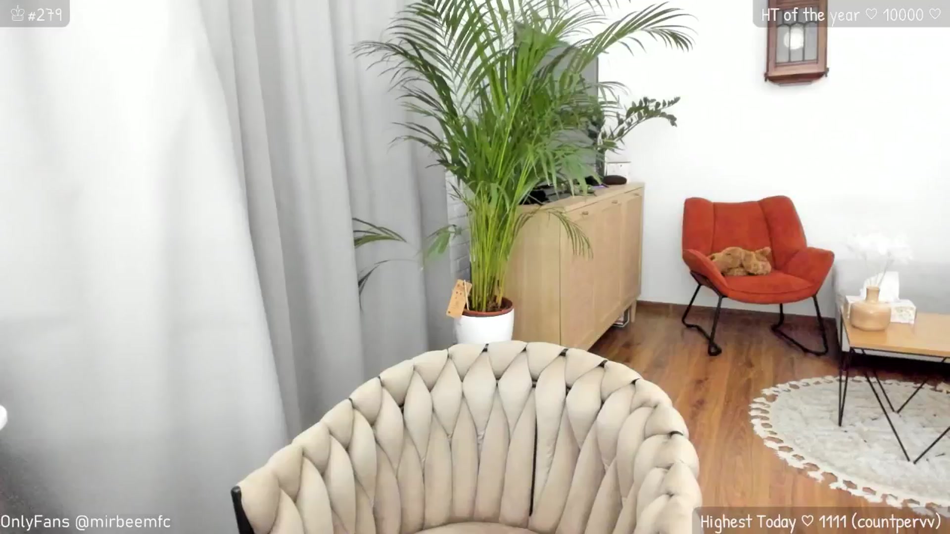 Gallery image thumbnail from MirBee's myfreecams stream on, 07/24/2024, 24:07 image 16 of 20