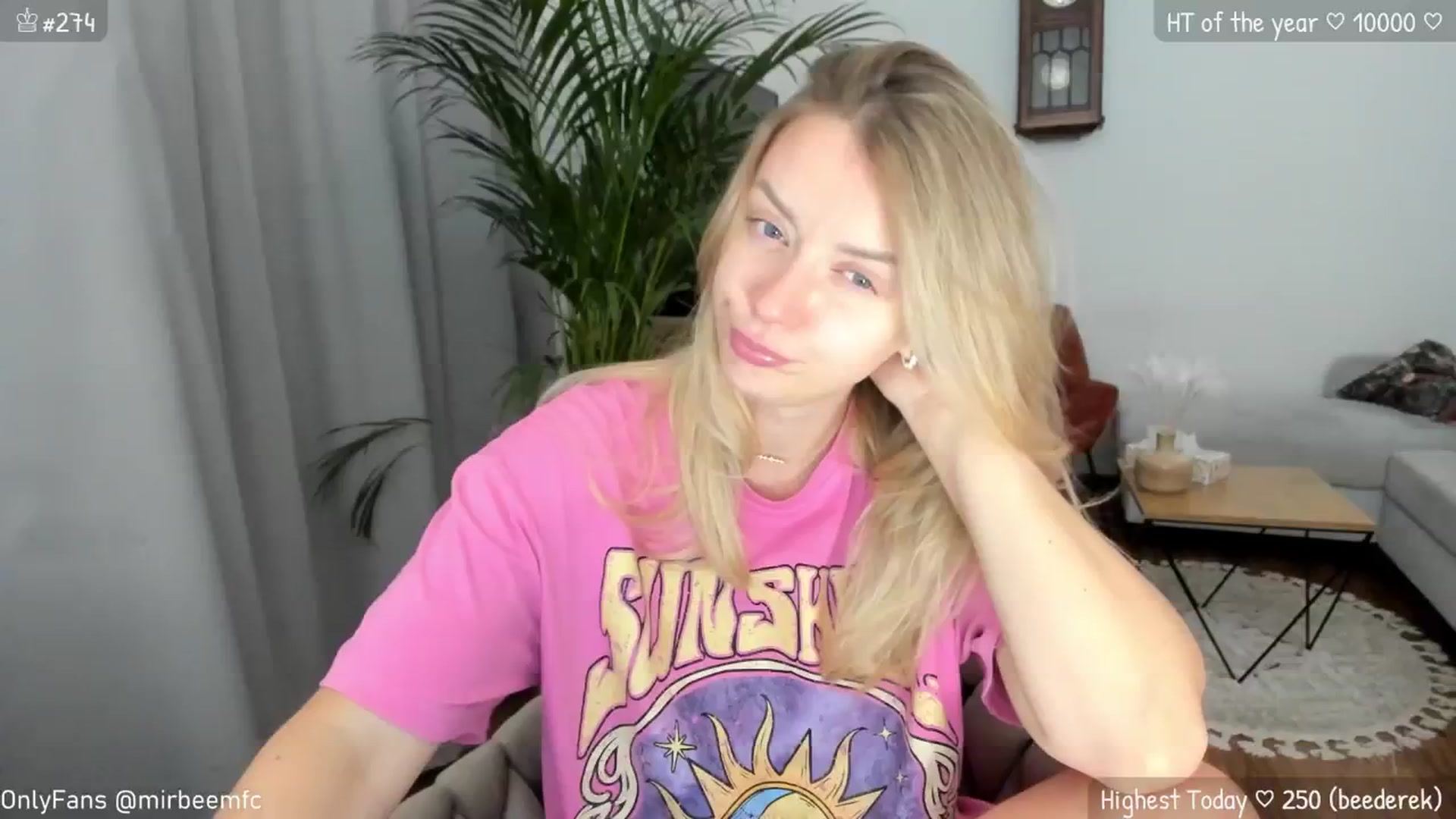 Gallery image thumbnail from MirBee's myfreecams stream on, 07/25/2024, 01:50 image 8 of 20