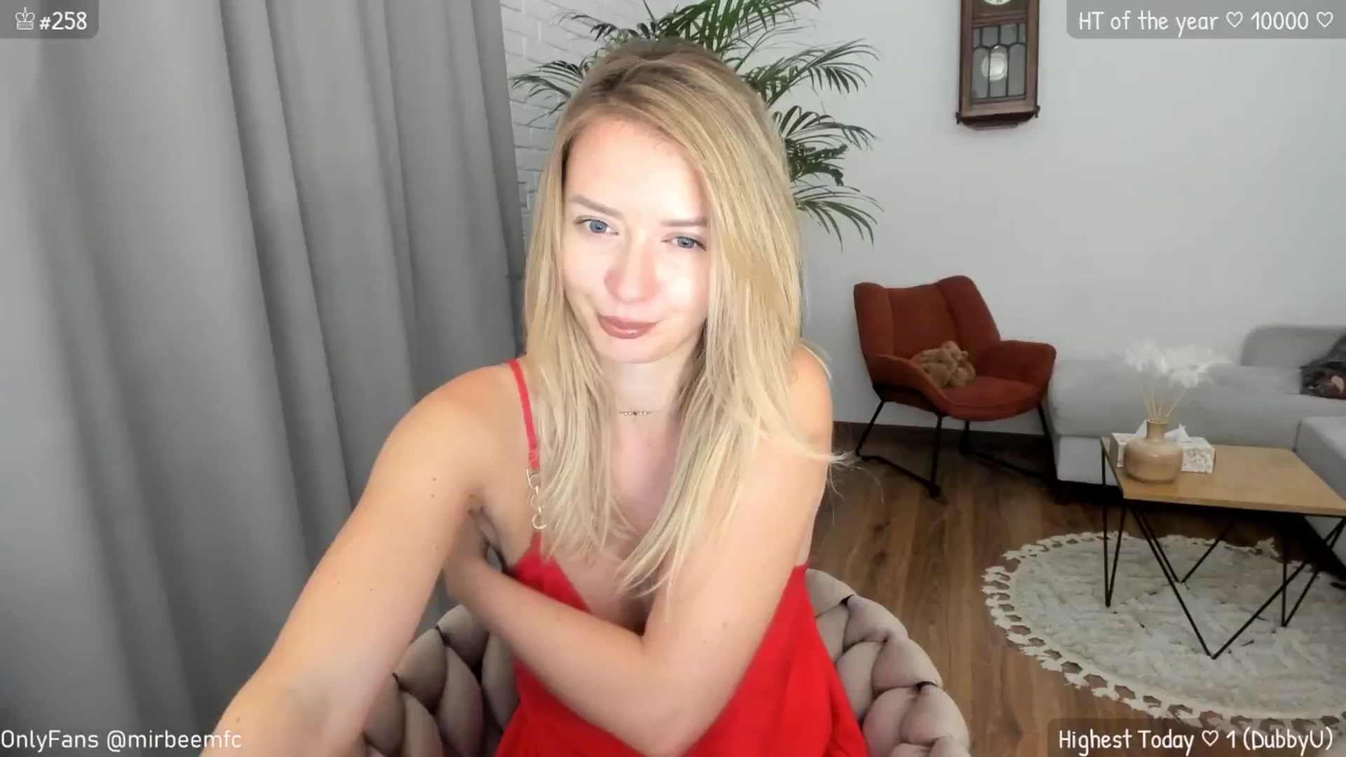 Gallery image thumbnail from MirBee's myfreecams stream on, 07/25/2024, 22:47 image 5 of 20