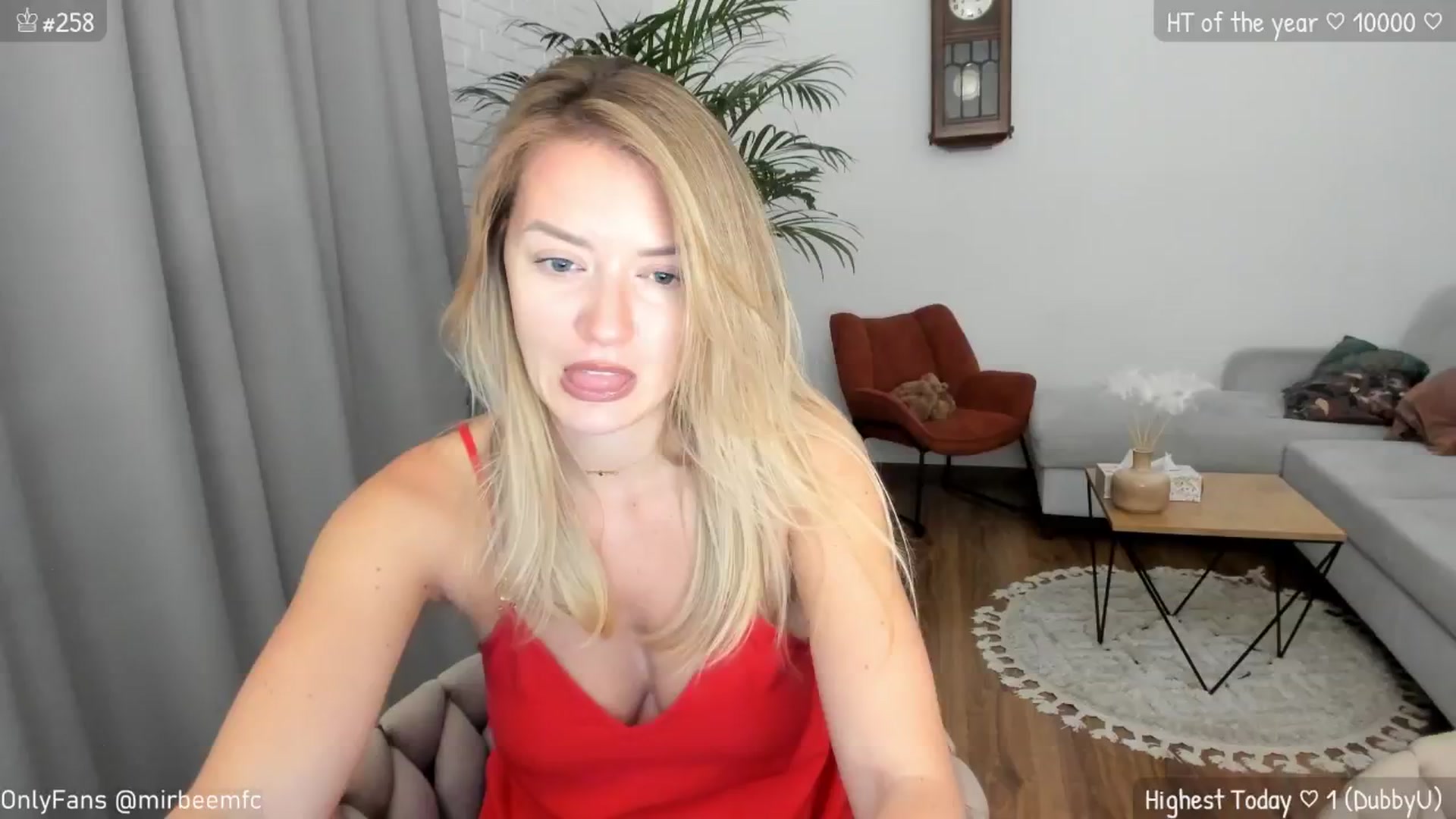 Gallery image thumbnail from MirBee's myfreecams stream on, 07/25/2024, 22:47 image 15 of 20