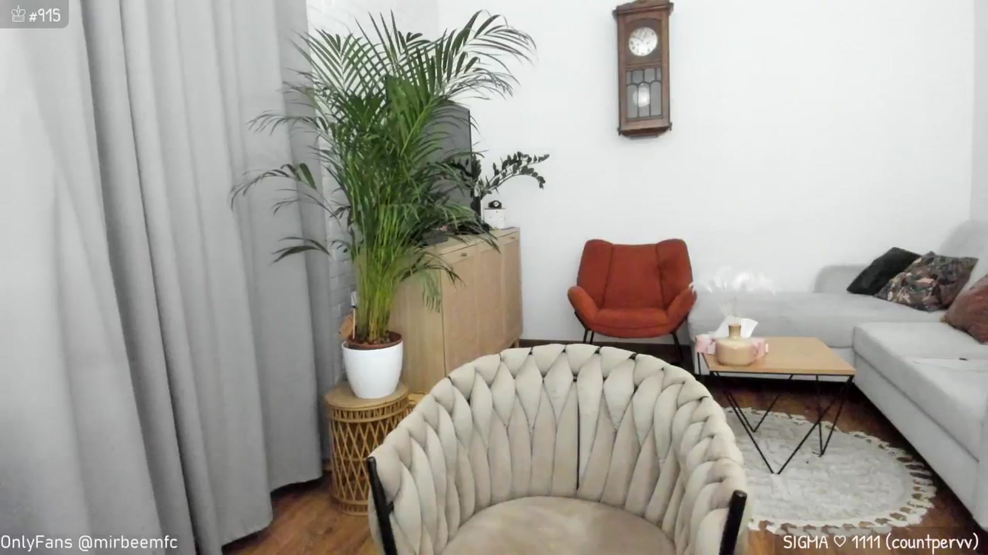 Gallery image thumbnail from MirBee's myfreecams stream on, 09/18/2024, 24:48 image 13 of 20