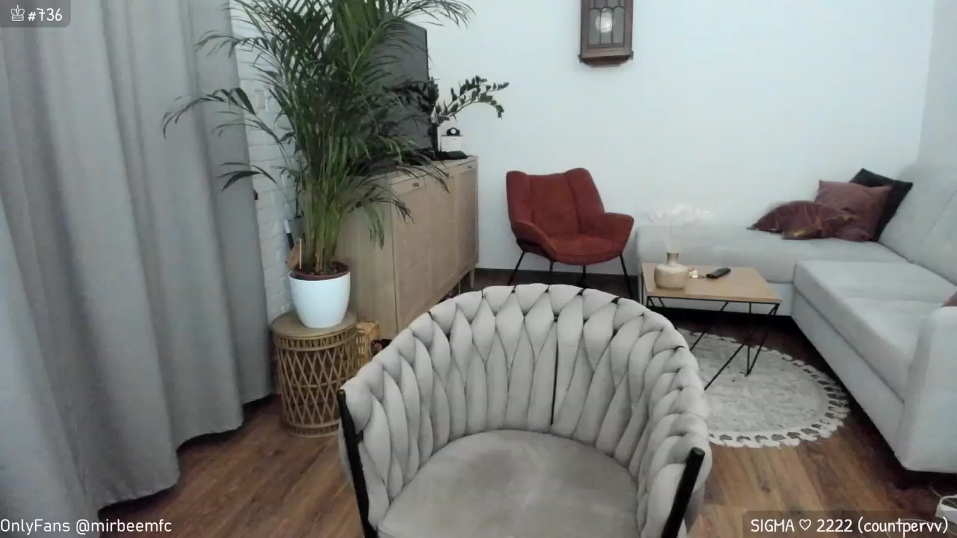 Gallery image thumbnail from MirBee's myfreecams stream on, 09/20/2024, 24:01 image 13 of 20