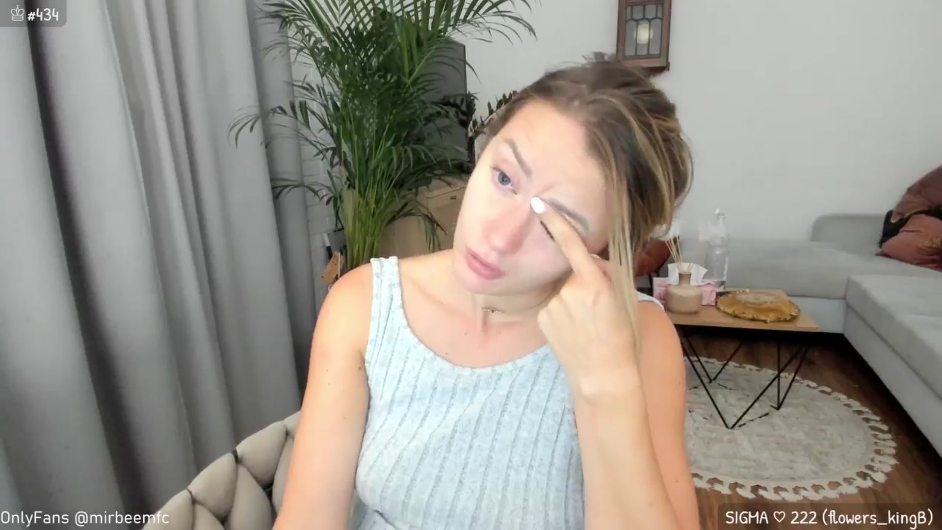 Gallery image thumbnail from MirBee's myfreecams stream on, 09/25/2024, 01:34 image 9 of 20