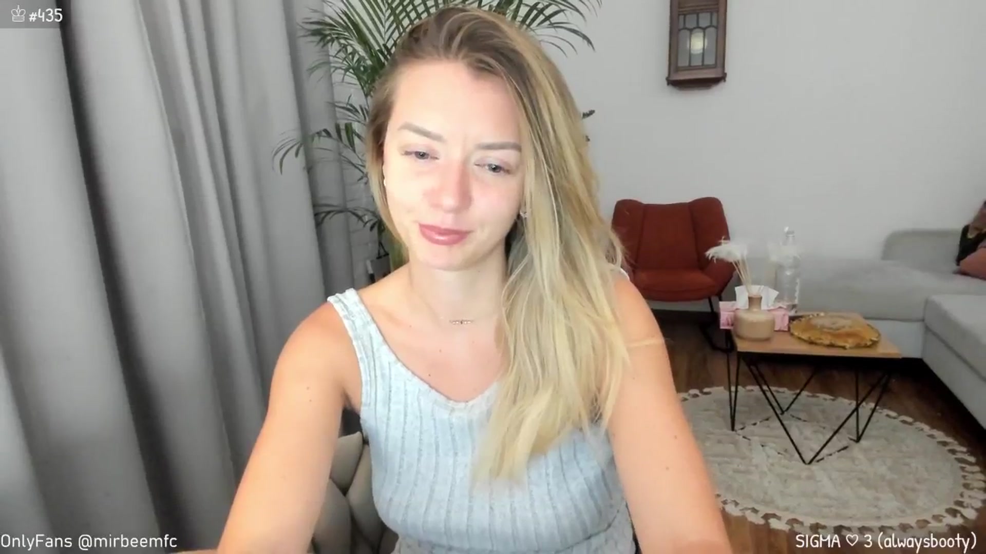 Gallery image thumbnail from MirBee's myfreecams stream on, 09/25/2024, 01:34 image 2 of 20