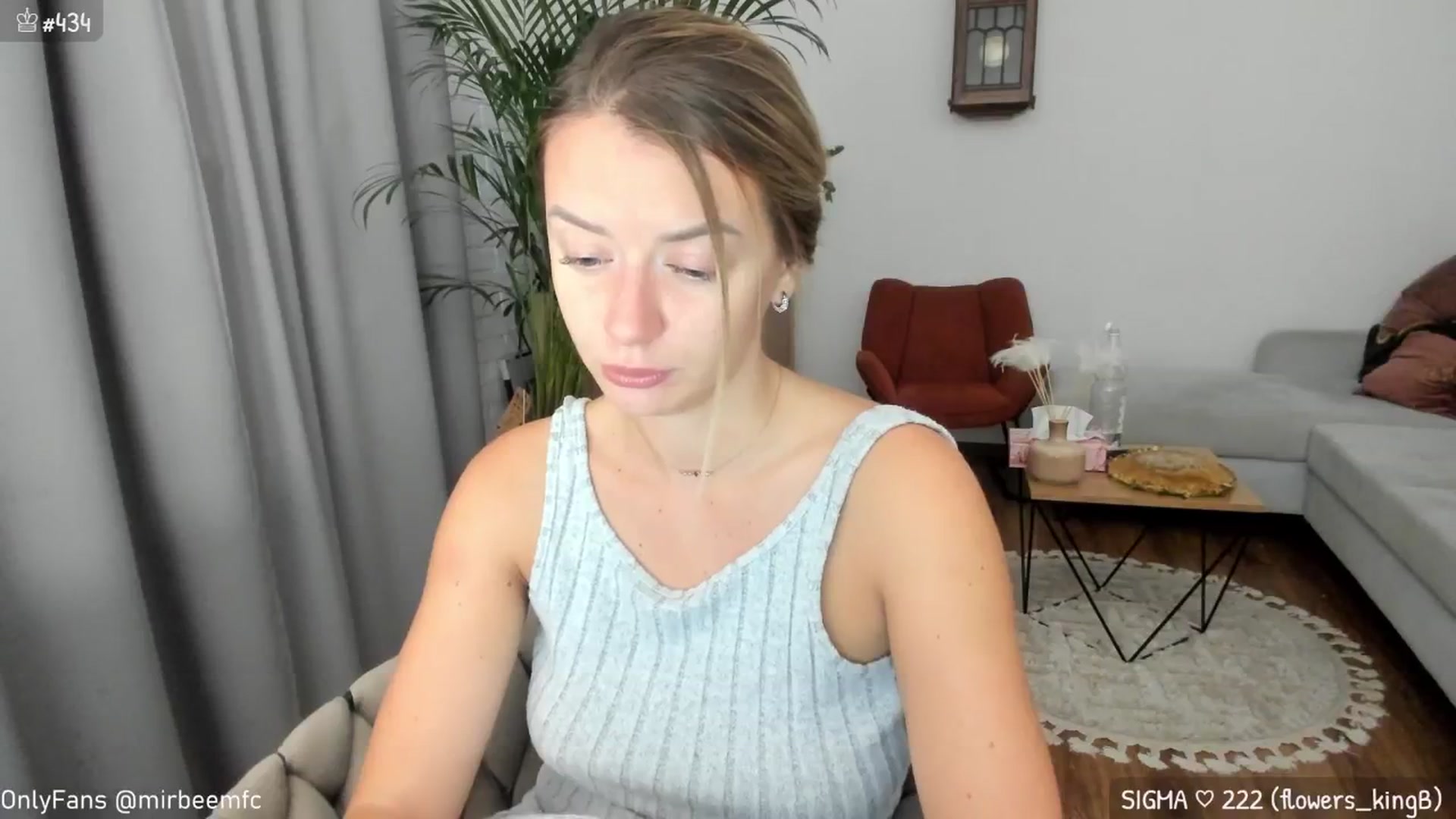 Gallery image thumbnail from MirBee's myfreecams stream on, 09/25/2024, 01:34 image 7 of 20