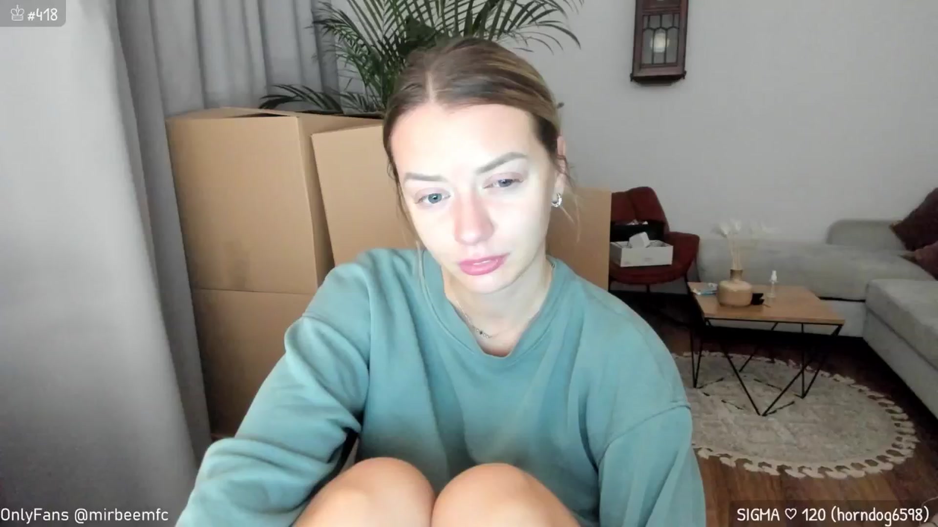 Gallery image thumbnail from MirBee's myfreecams stream on, 10/01/2024, 24:02 image 4 of 20