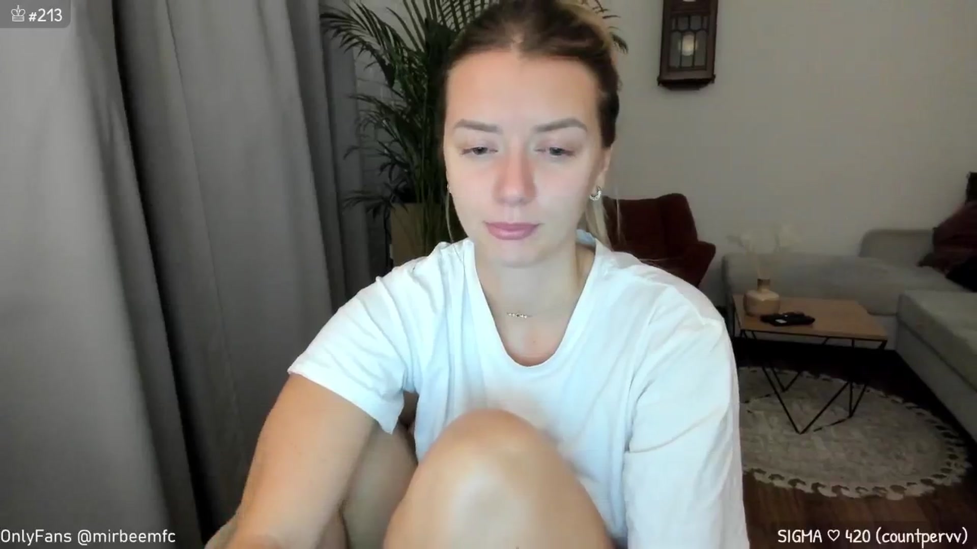 Gallery image thumbnail from MirBee's myfreecams stream on, 10/04/2024, 24:26 image 14 of 20