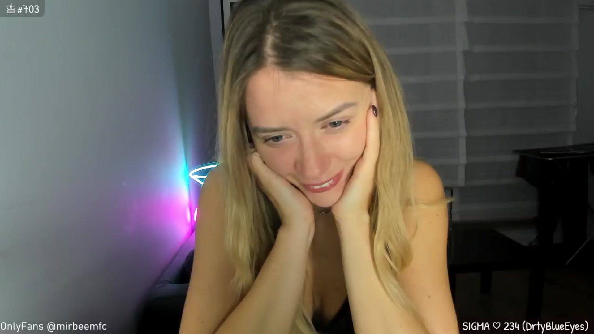 Gallery image thumbnail from MirBee's myfreecams stream on, 10/15/2024, 24:02 image 7 of 20