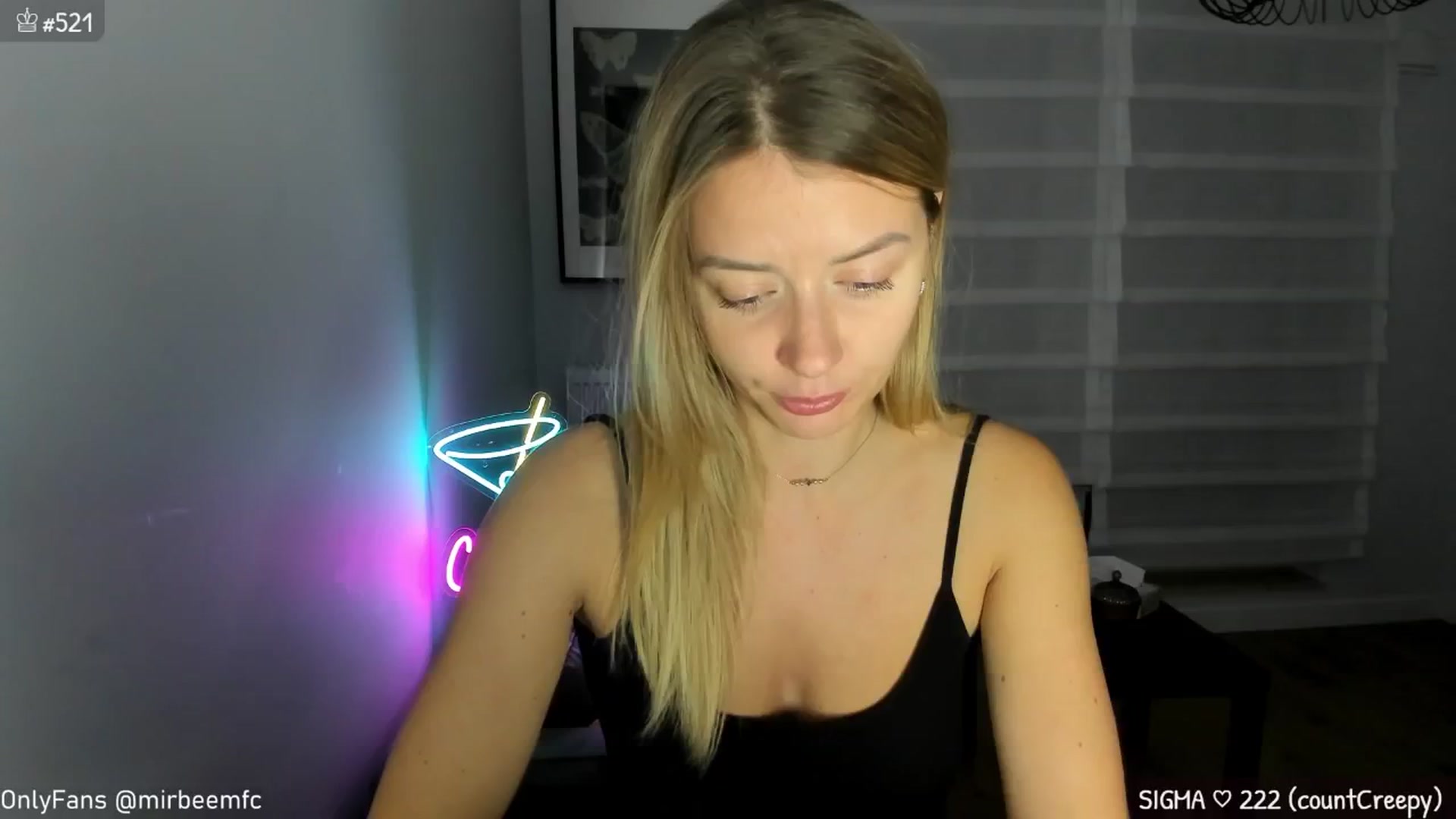 Gallery image thumbnail from MirBee's myfreecams stream on, 10/17/2024, 01:38 image 5 of 20