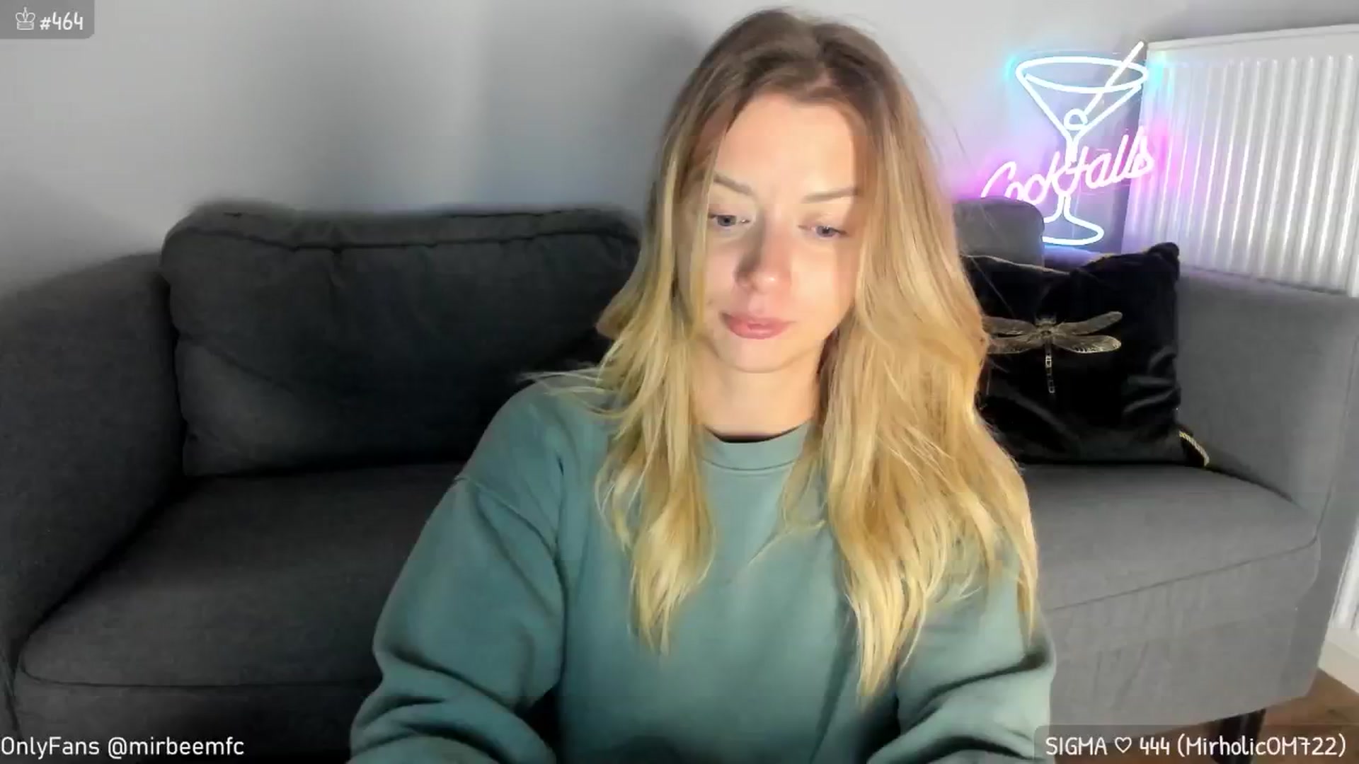 Gallery image thumbnail from MirBee's myfreecams stream on, 10/22/2024, 19:19 image 20 of 20