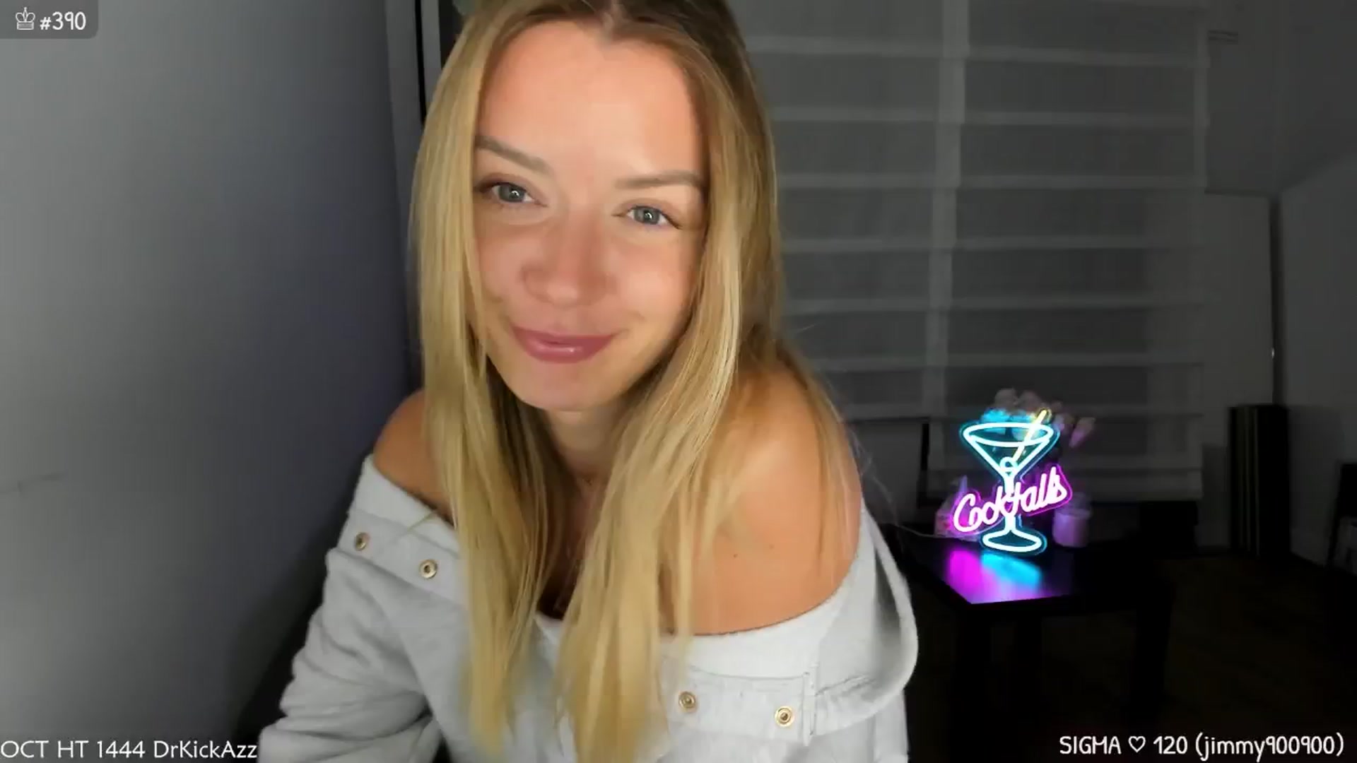 Gallery image thumbnail from MirBee's myfreecams stream on, 10/23/2024, 23:17 image 16 of 20