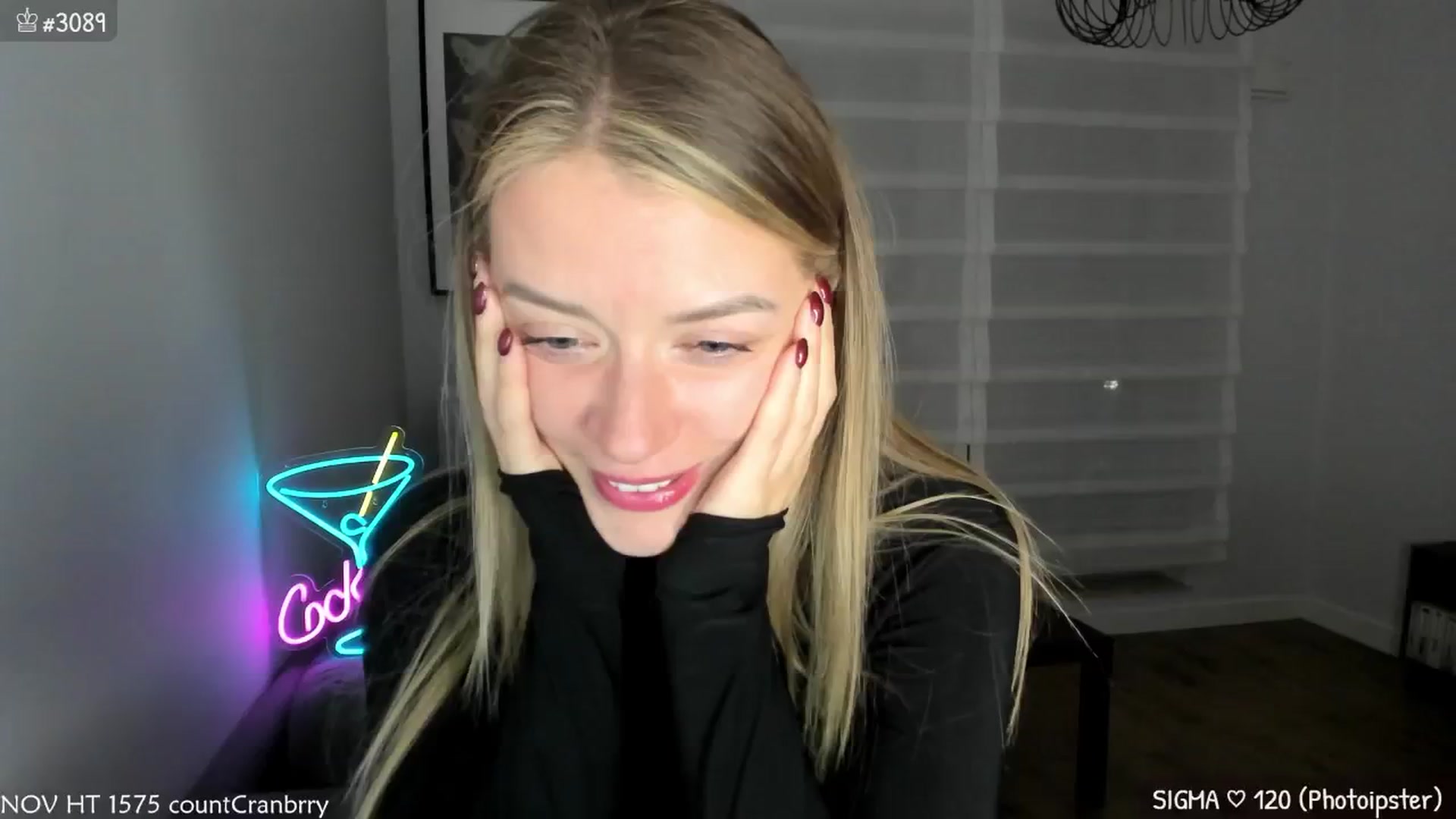 Gallery image thumbnail from MirBee's myfreecams stream on, 11/17/2024, 24:03 image 4 of 20