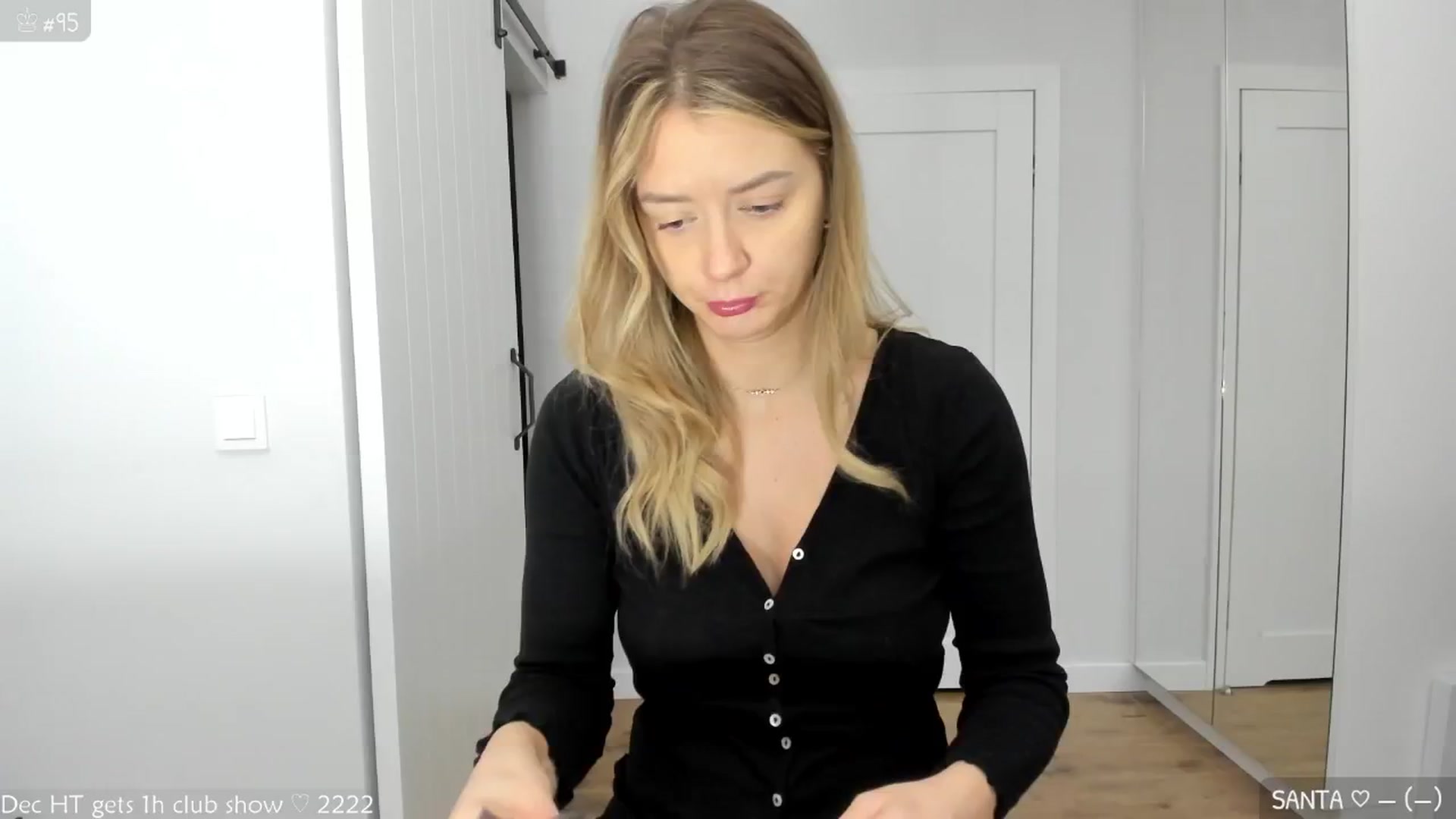 Gallery image thumbnail from MirBee's myfreecams stream on, 12/03/2024, 23:40 image 2 of 20