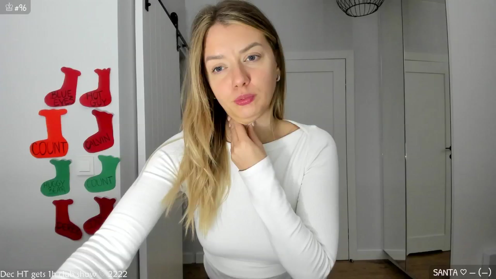 Gallery image thumbnail from MirBee's myfreecams stream on, 12/05/2024, 24:01 image 2 of 20