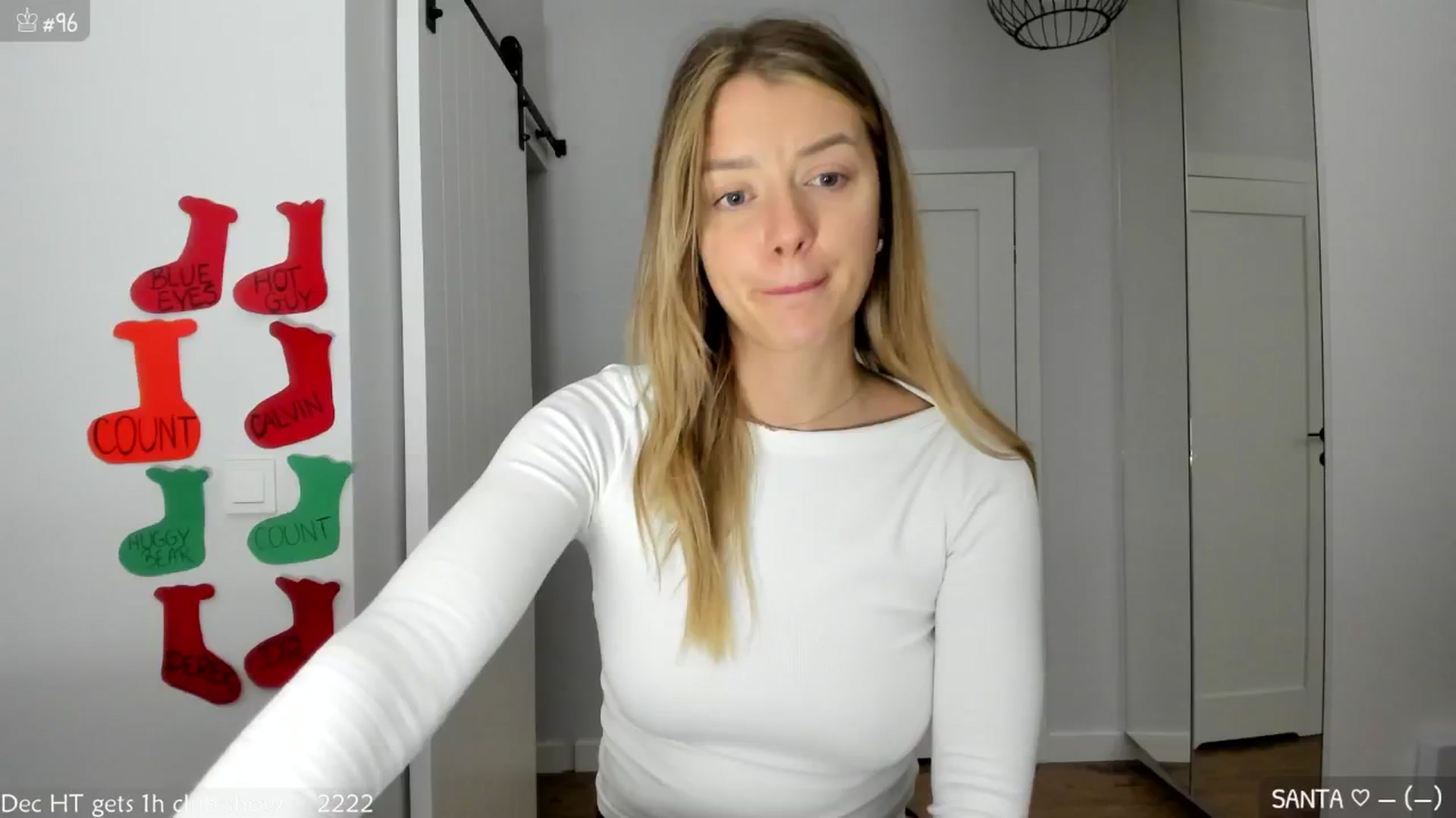 Gallery image thumbnail from MirBee's myfreecams stream on, 12/05/2024, 24:01 image 1 of 20