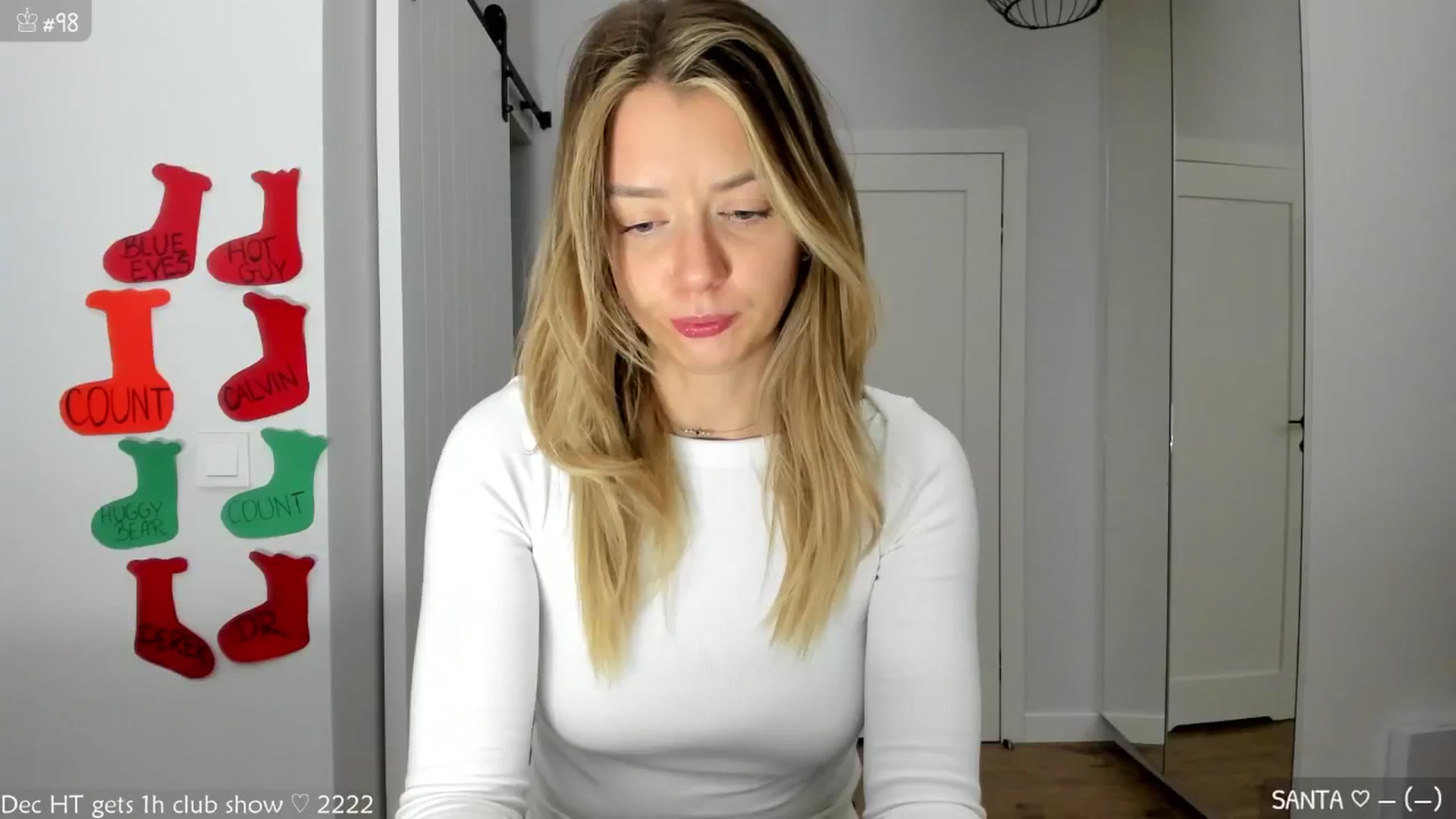 Gallery image thumbnail from MirBee's myfreecams stream on, 12/05/2024, 24:01 image 8 of 20