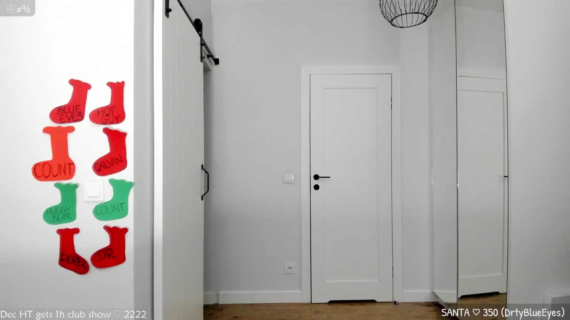 Gallery image thumbnail from MirBee's myfreecams stream on, 12/05/2024, 24:01 image 15 of 20