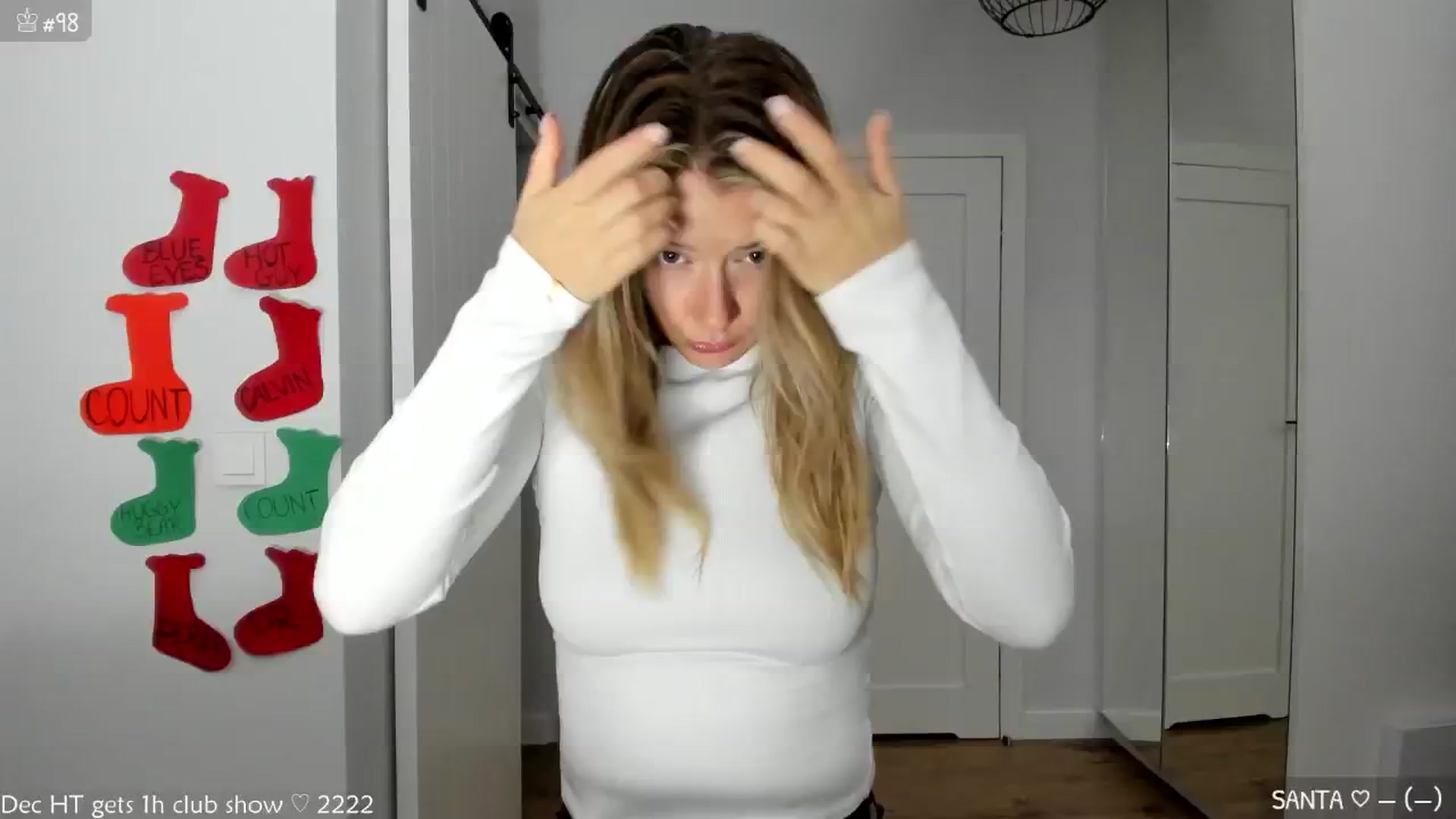 Gallery image thumbnail from MirBee's myfreecams stream on, 12/05/2024, 24:01 image 9 of 20