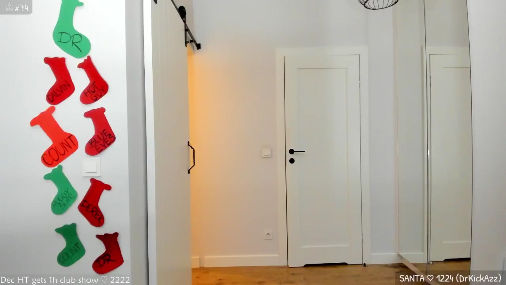 Gallery image thumbnail from MirBee's myfreecams stream on, 12/06/2024, 02:48 image 15 of 20