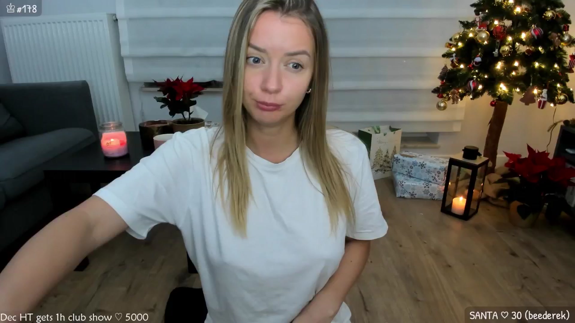 Gallery image thumbnail from MirBee's myfreecams stream on, 12/20/2024, 03:18 image 4 of 20