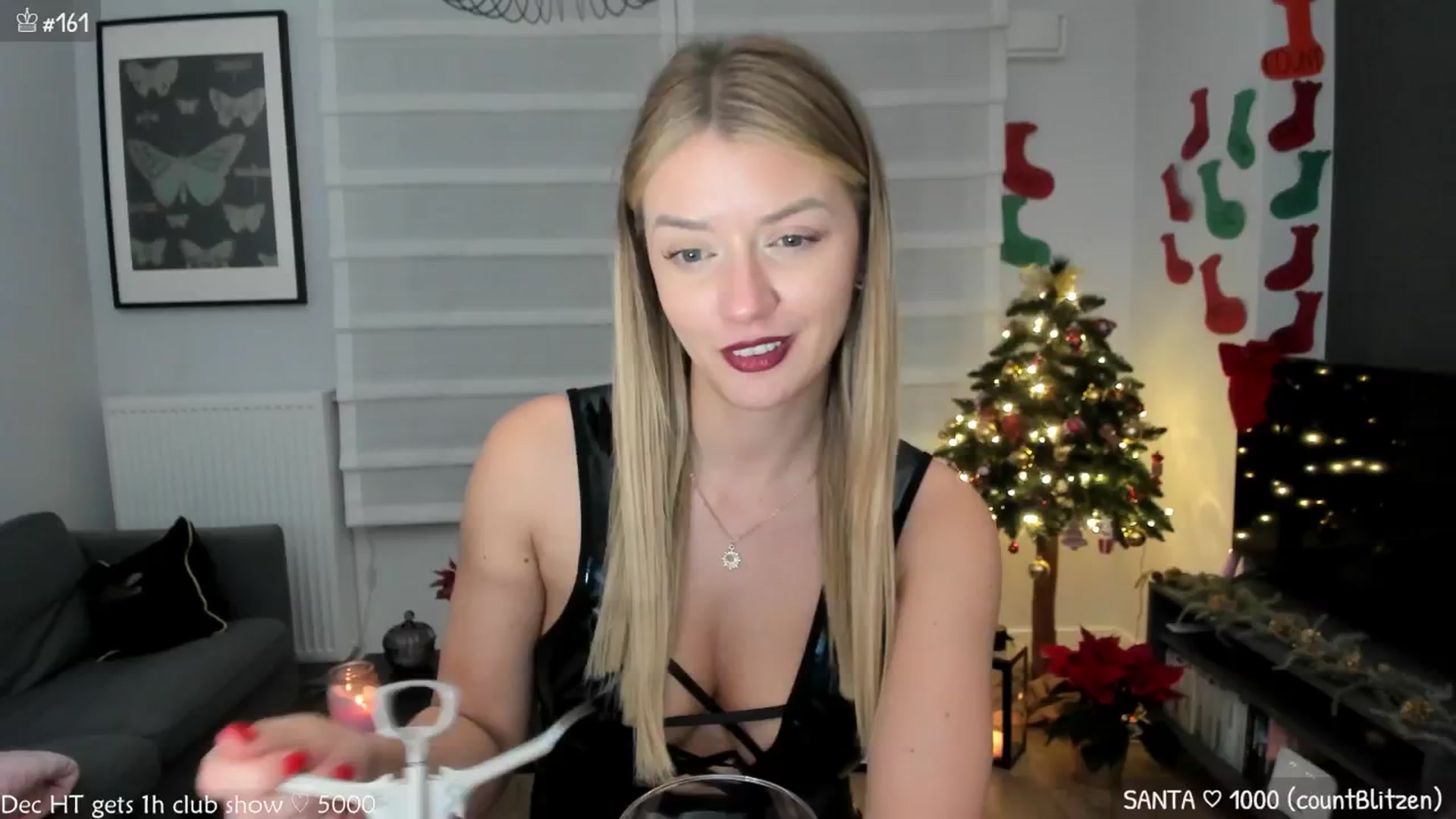 Gallery image thumbnail from MirBee's myfreecams stream on, 12/23/2024, 03:01 image 16 of 20