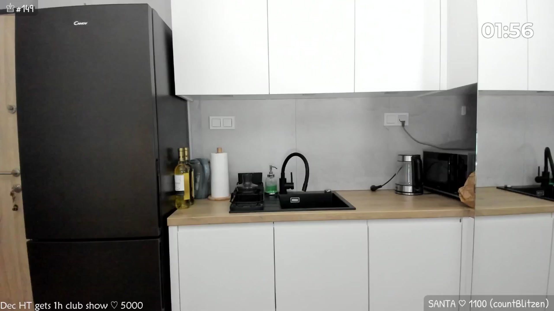 Gallery image thumbnail from MirBee's myfreecams stream on, 12/24/2024, 03:09 image 13 of 20