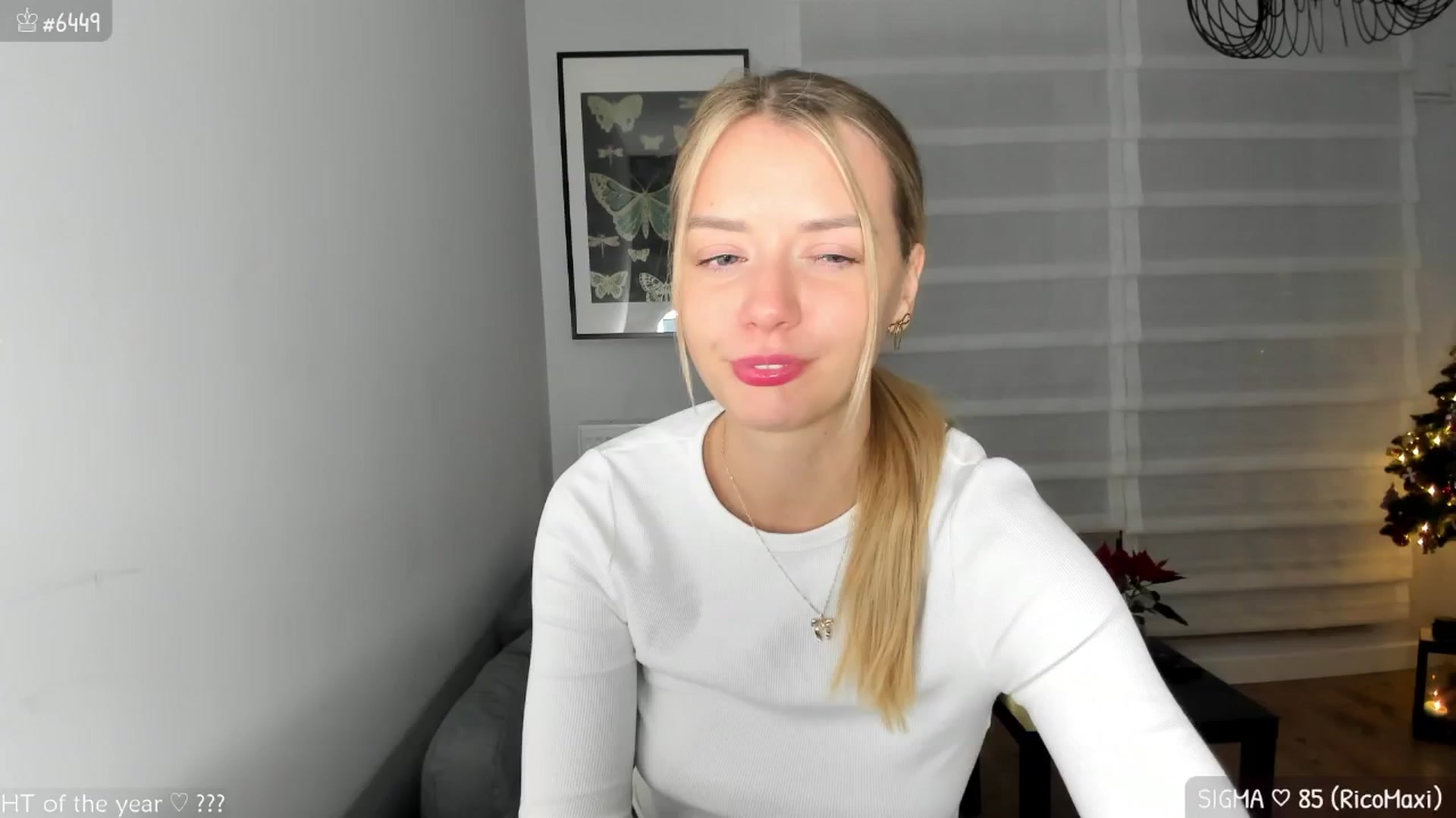 Gallery image thumbnail from MirBee's myfreecams stream on, 01/08/2025, 03:14 image 4 of 20