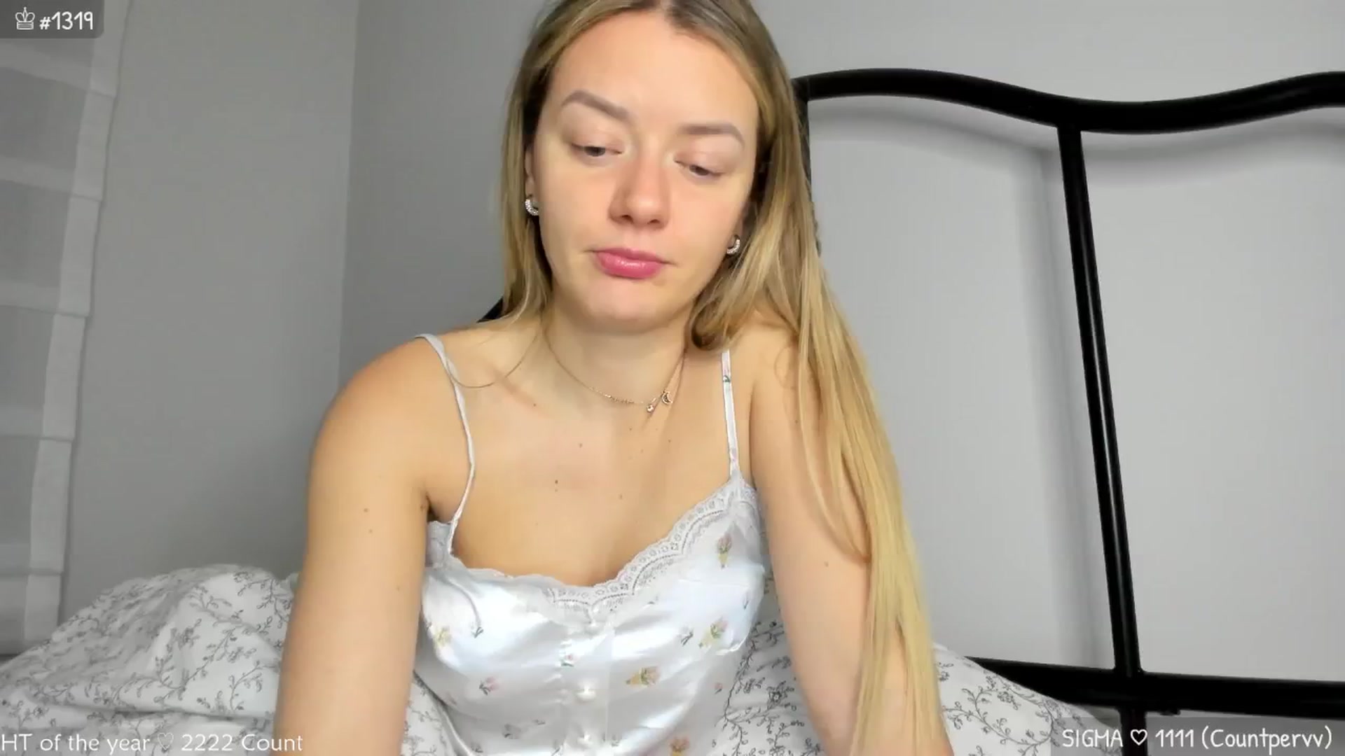 Gallery image thumbnail from MirBee's myfreecams stream on, 01/26/2025, 03:03 image 6 of 20