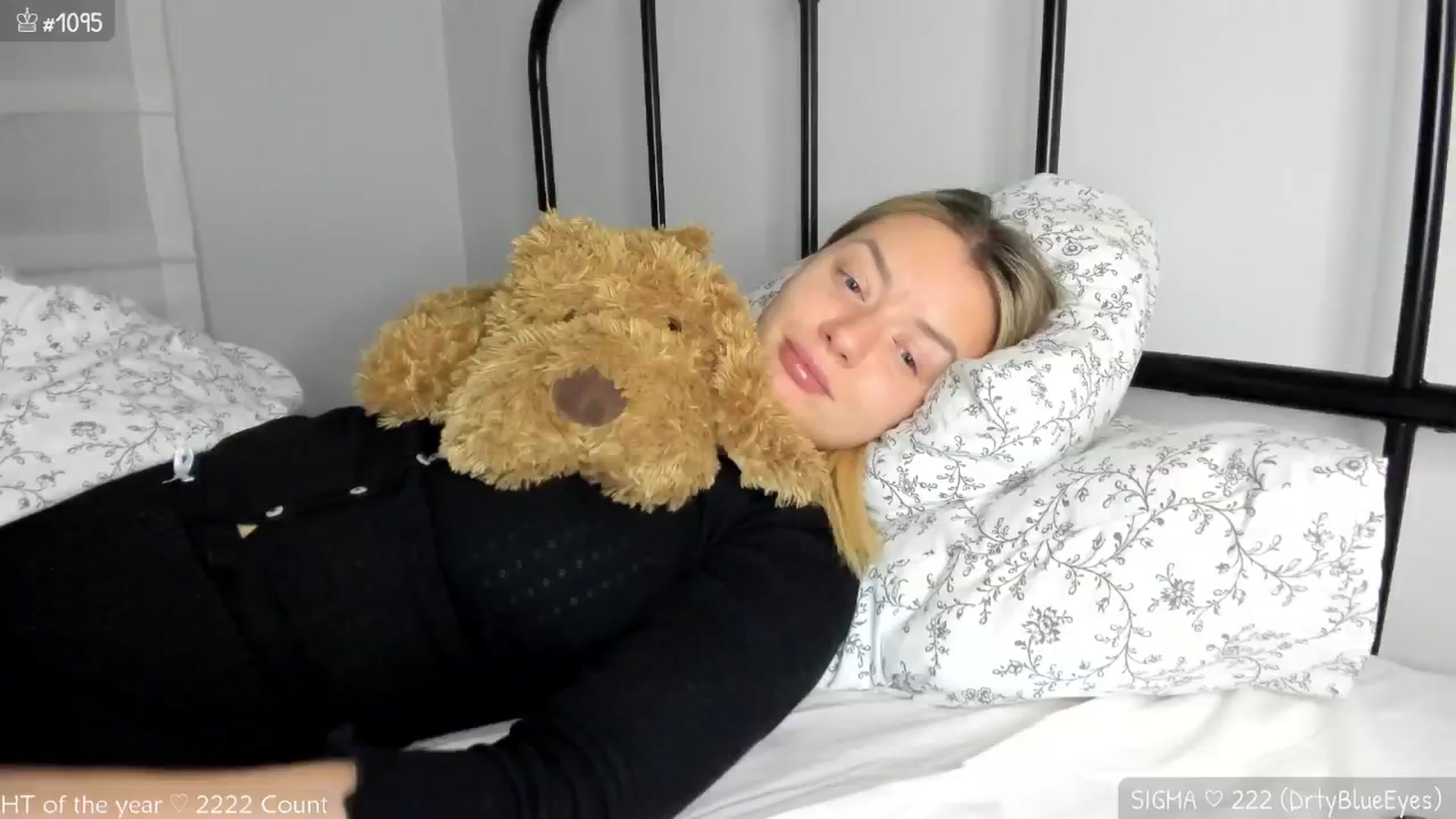 Gallery image thumbnail from MirBee's myfreecams stream on, 01/29/2025, 01:23 image 5 of 20